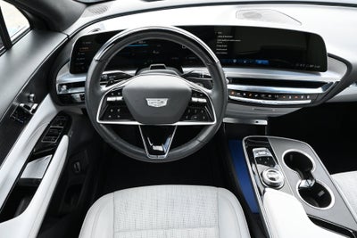 2024 Cadillac LYRIQ Luxury 2