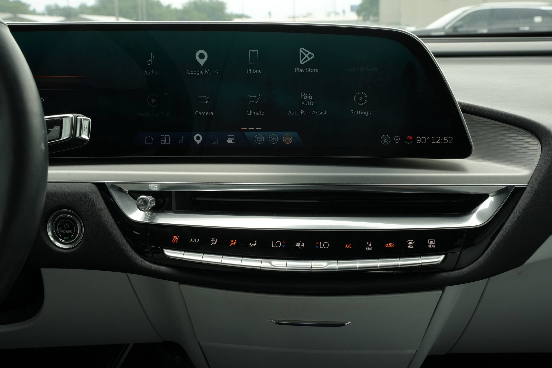 2024 Cadillac LYRIQ Luxury 3