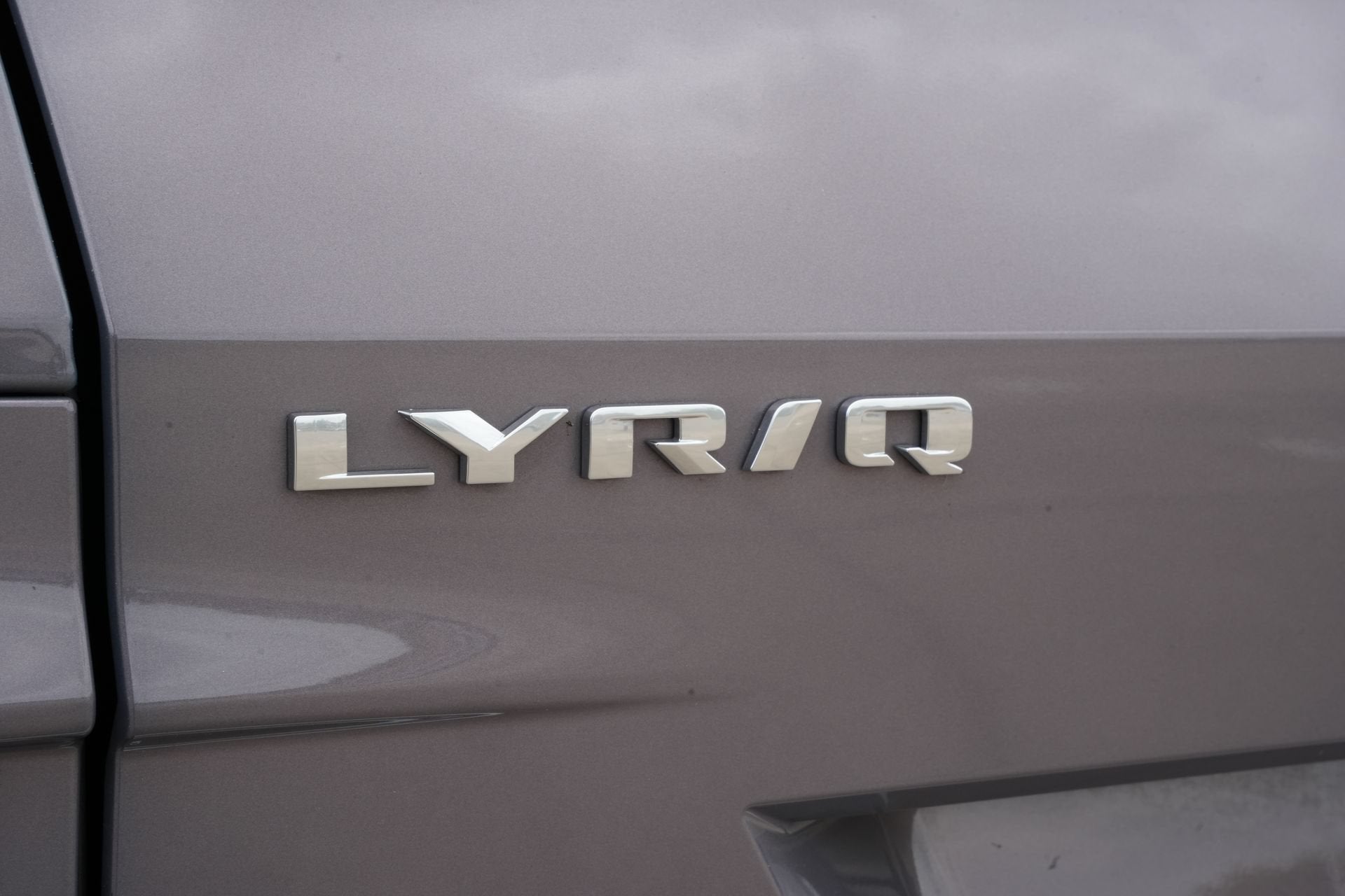 2024 Cadillac LYRIQ Luxury 3
