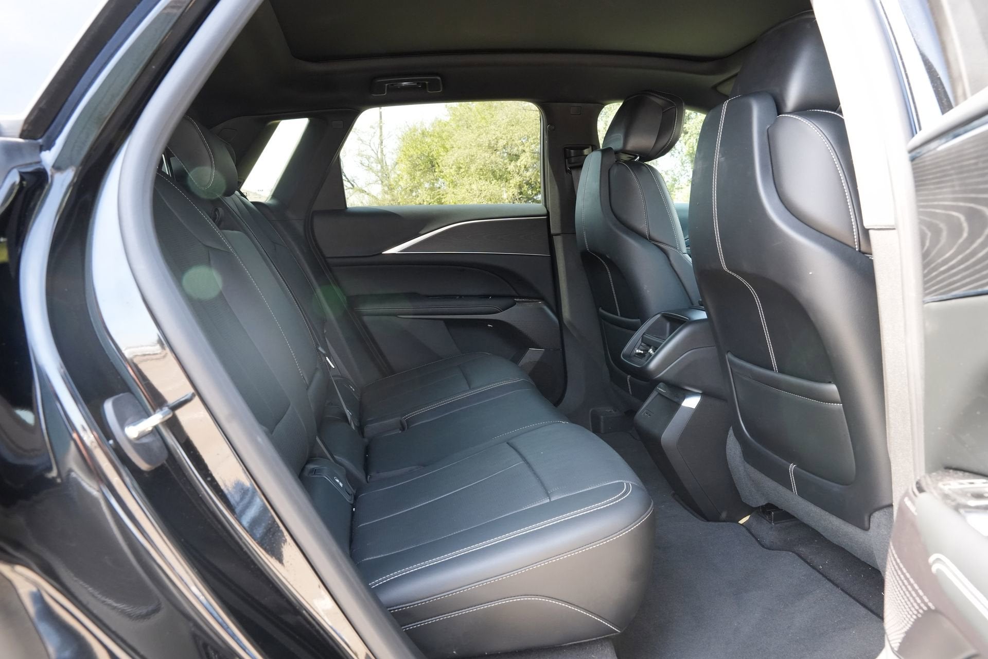 2024 Cadillac LYRIQ Sport 1