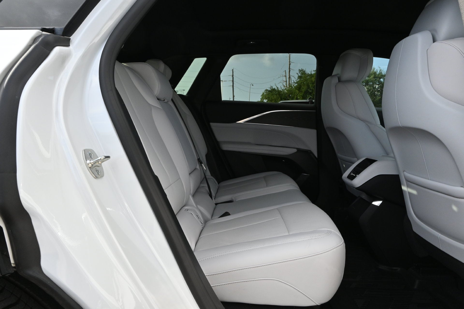 2024 Cadillac LYRIQ Sport 1