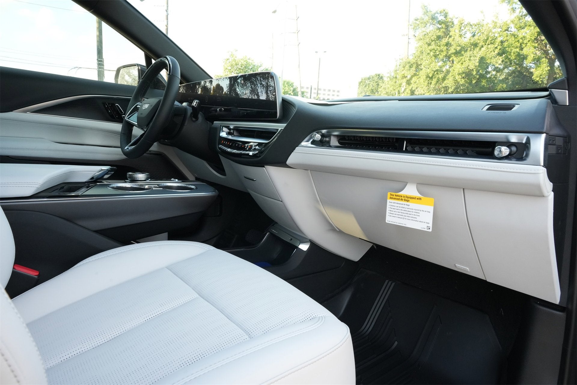 2026 Cadillac LYRIQ Sport