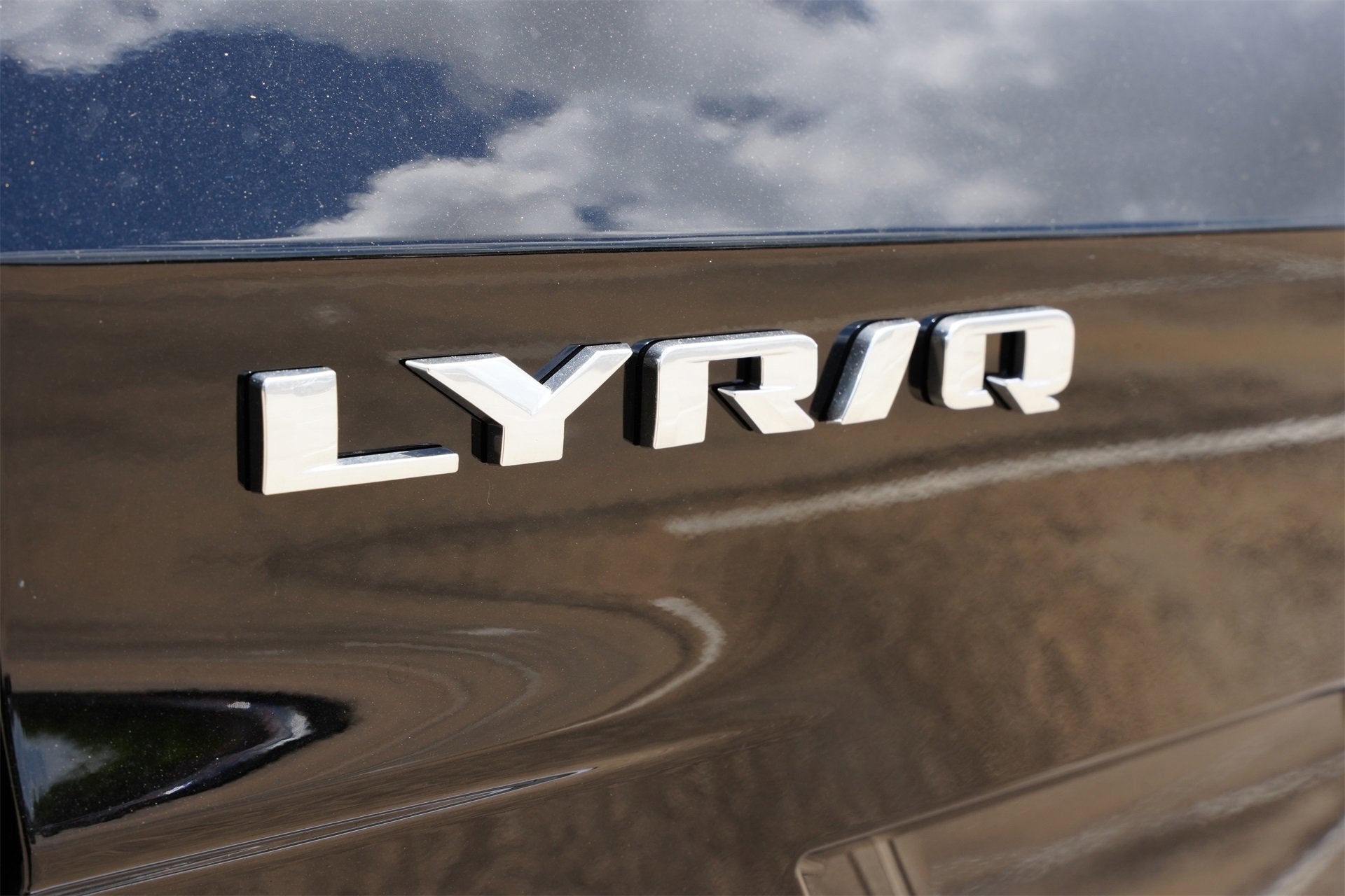 2025 Cadillac LYRIQ Sport 1
