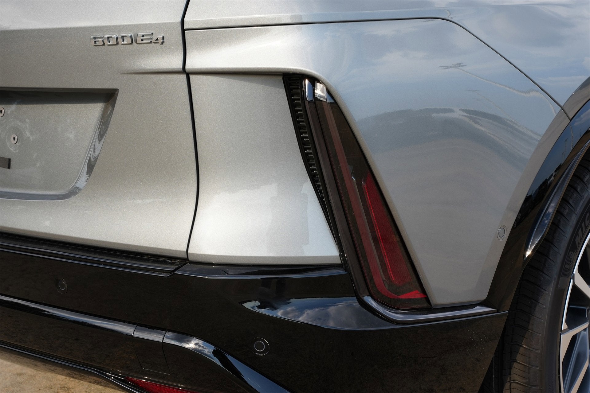 2025 Cadillac LYRIQ Sport 1