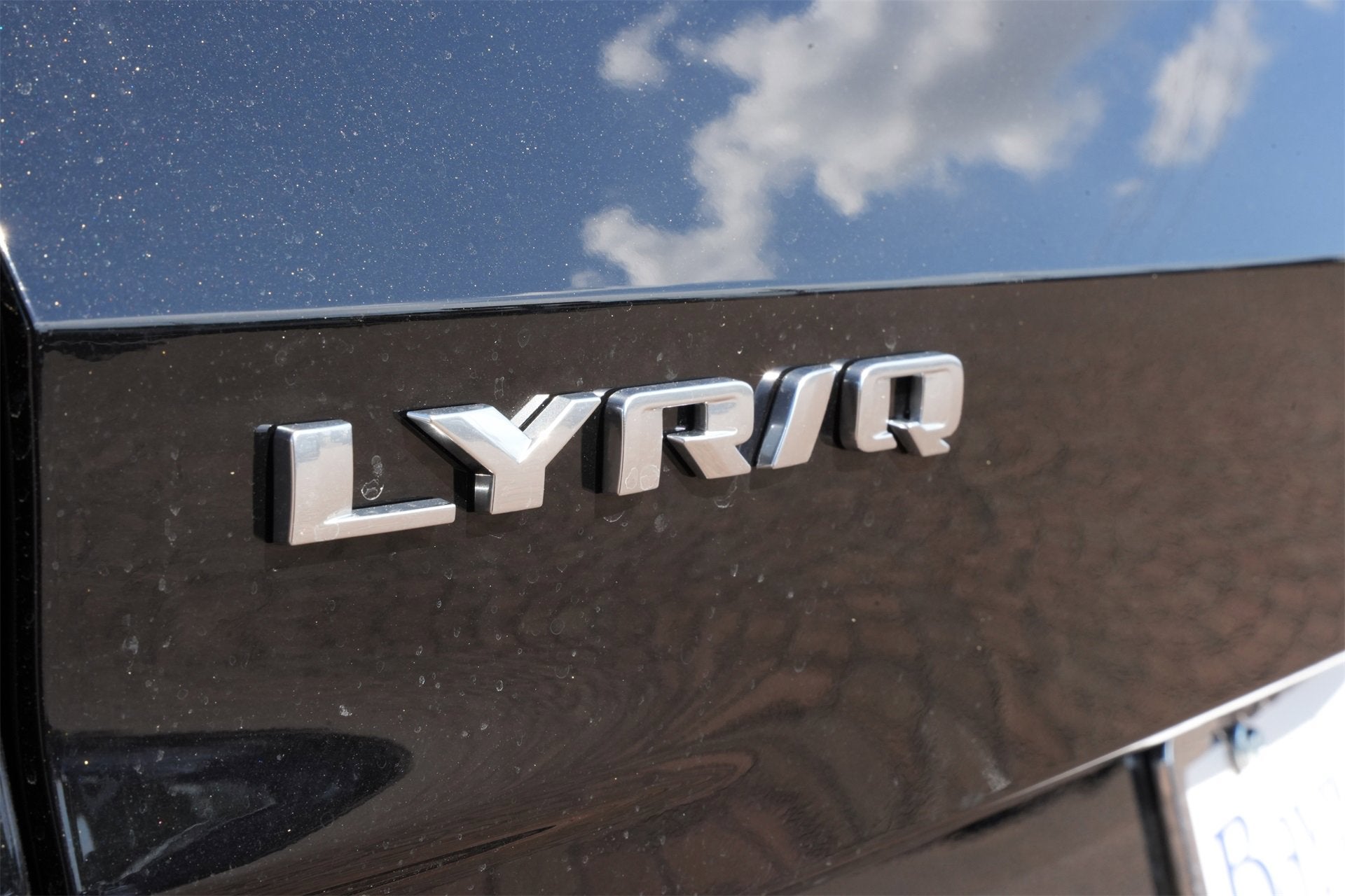 2025 Cadillac LYRIQ Sport 1