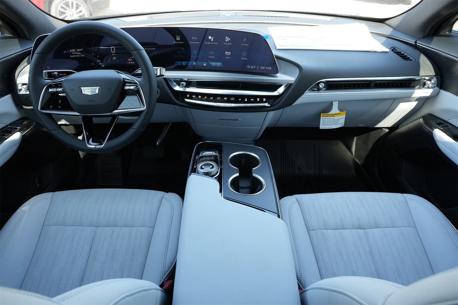 2025 Cadillac LYRIQ Sport 1