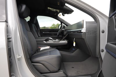 2026 Cadillac ESCALADE IQL Luxury