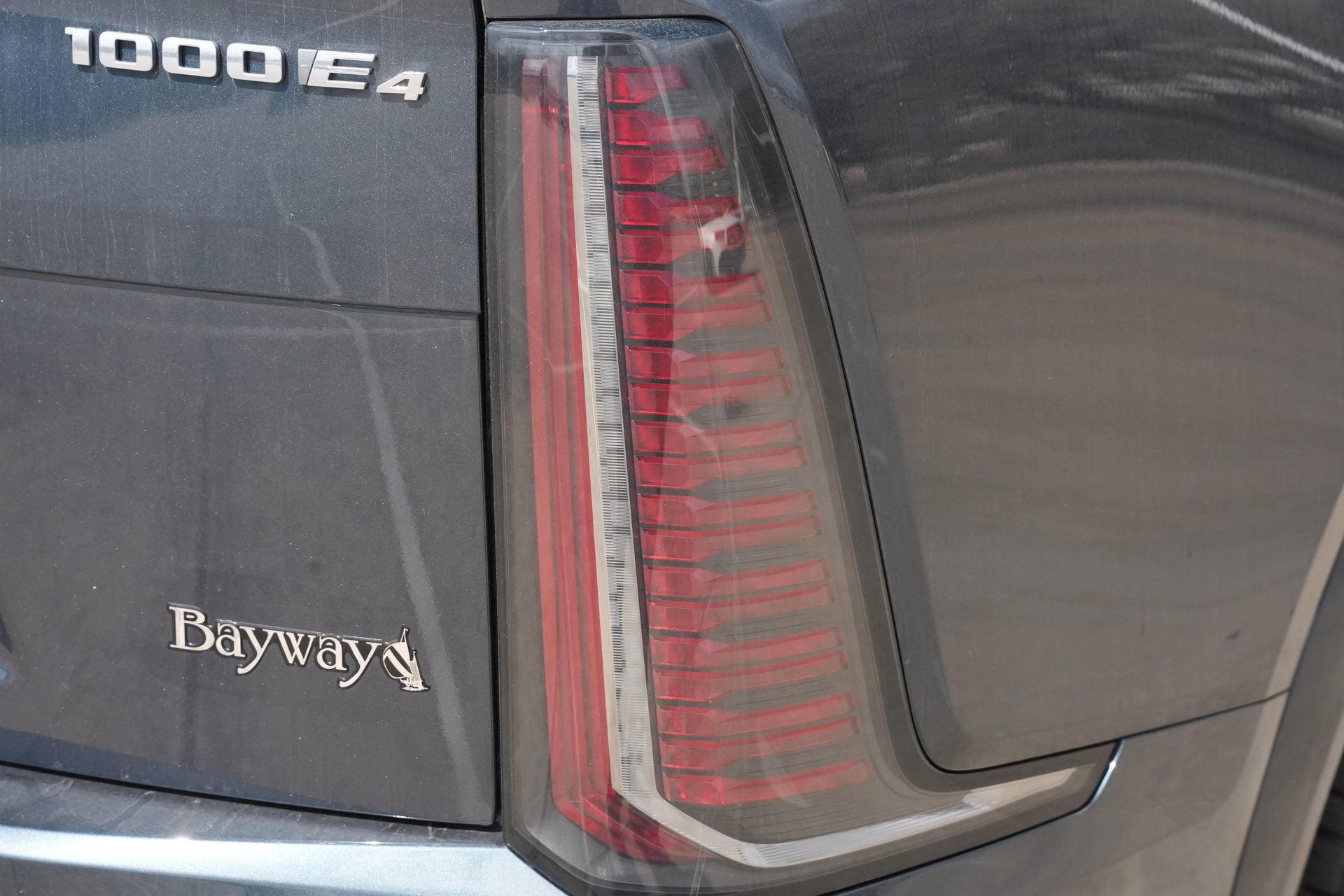 2026 Cadillac ESCALADE IQL Luxury