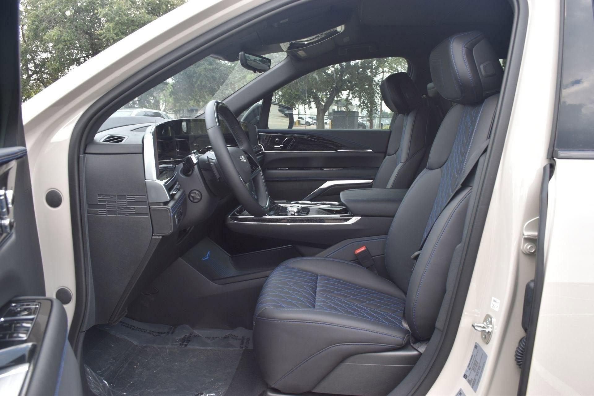 2026 Cadillac ESCALADE IQL Sport