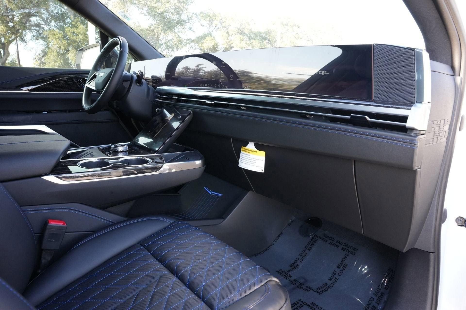 2026 Cadillac ESCALADE IQL Sport