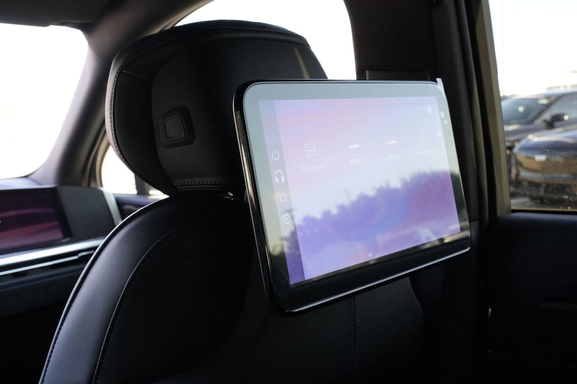 2026 Cadillac ESCALADE IQL Sport