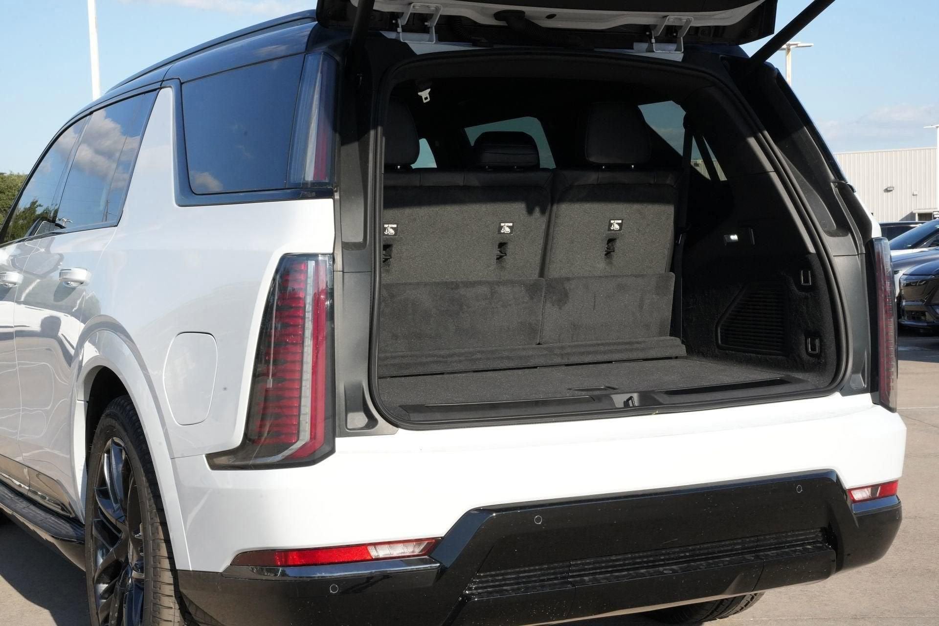 2026 Cadillac ESCALADE IQL Sport