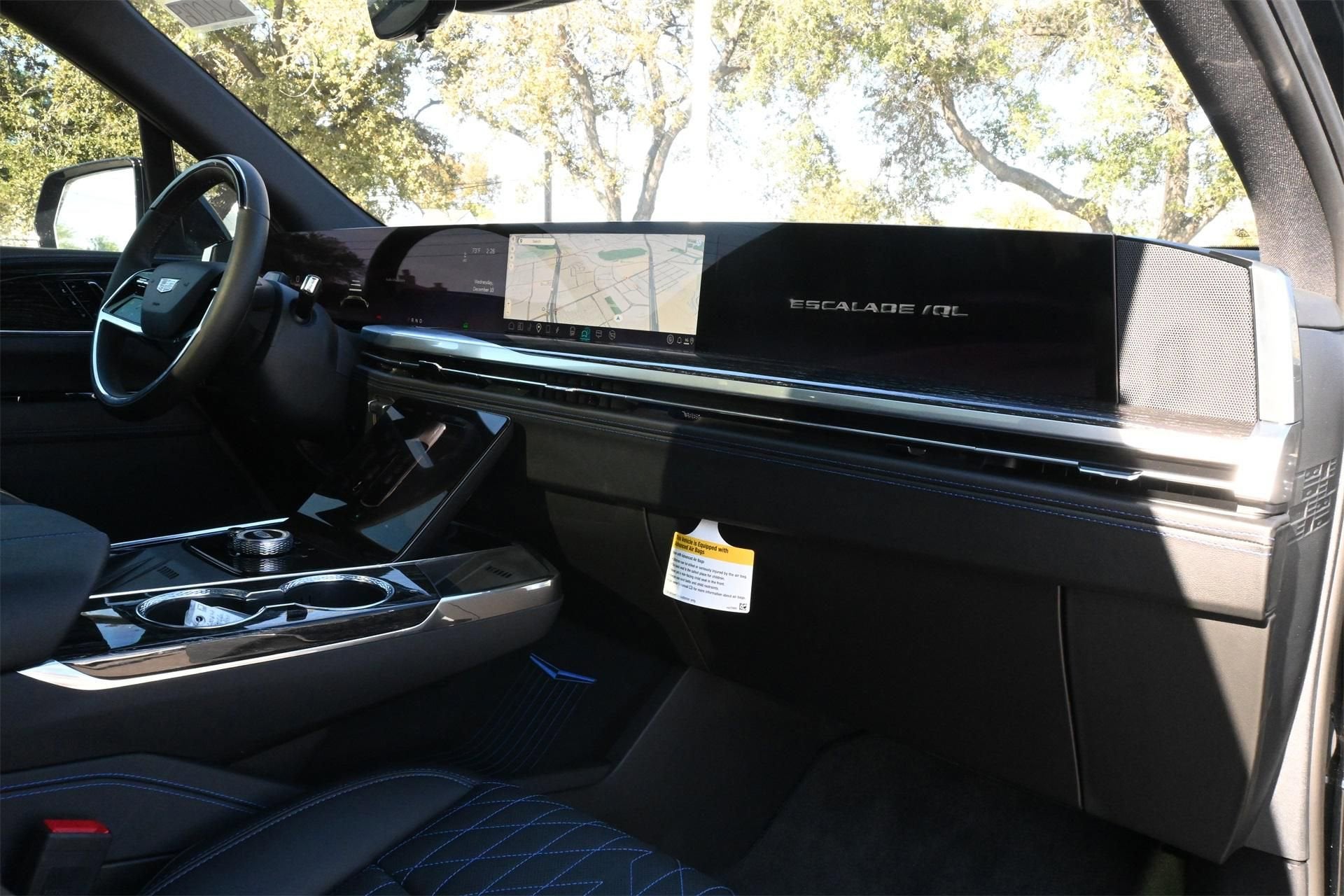 2026 Cadillac ESCALADE IQL Sport