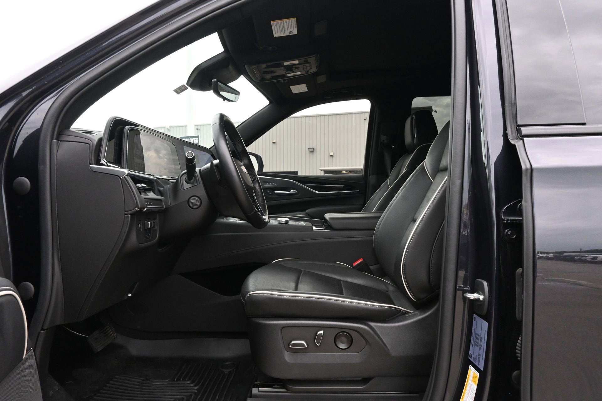 2022 Cadillac Escalade Sport