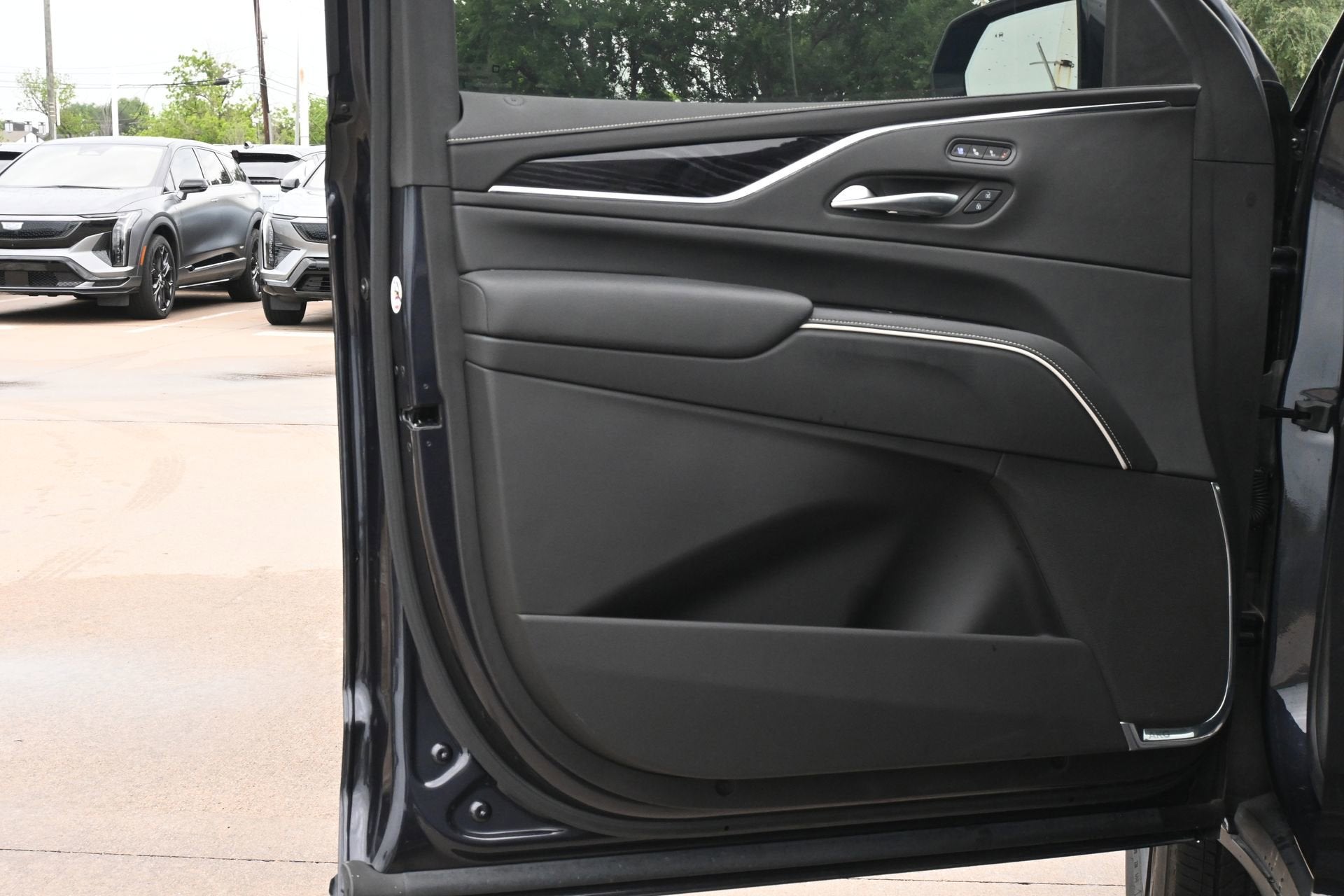 2022 Cadillac Escalade Sport