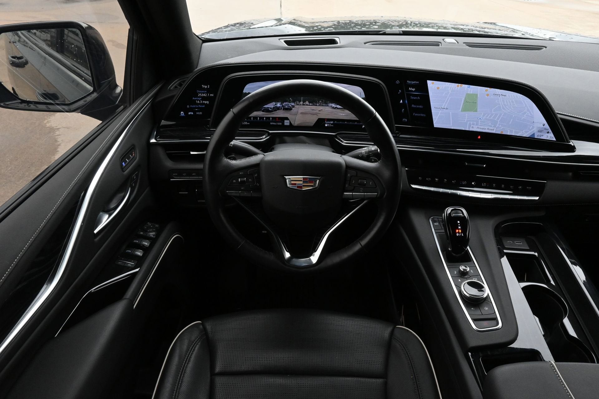 2022 Cadillac Escalade Sport