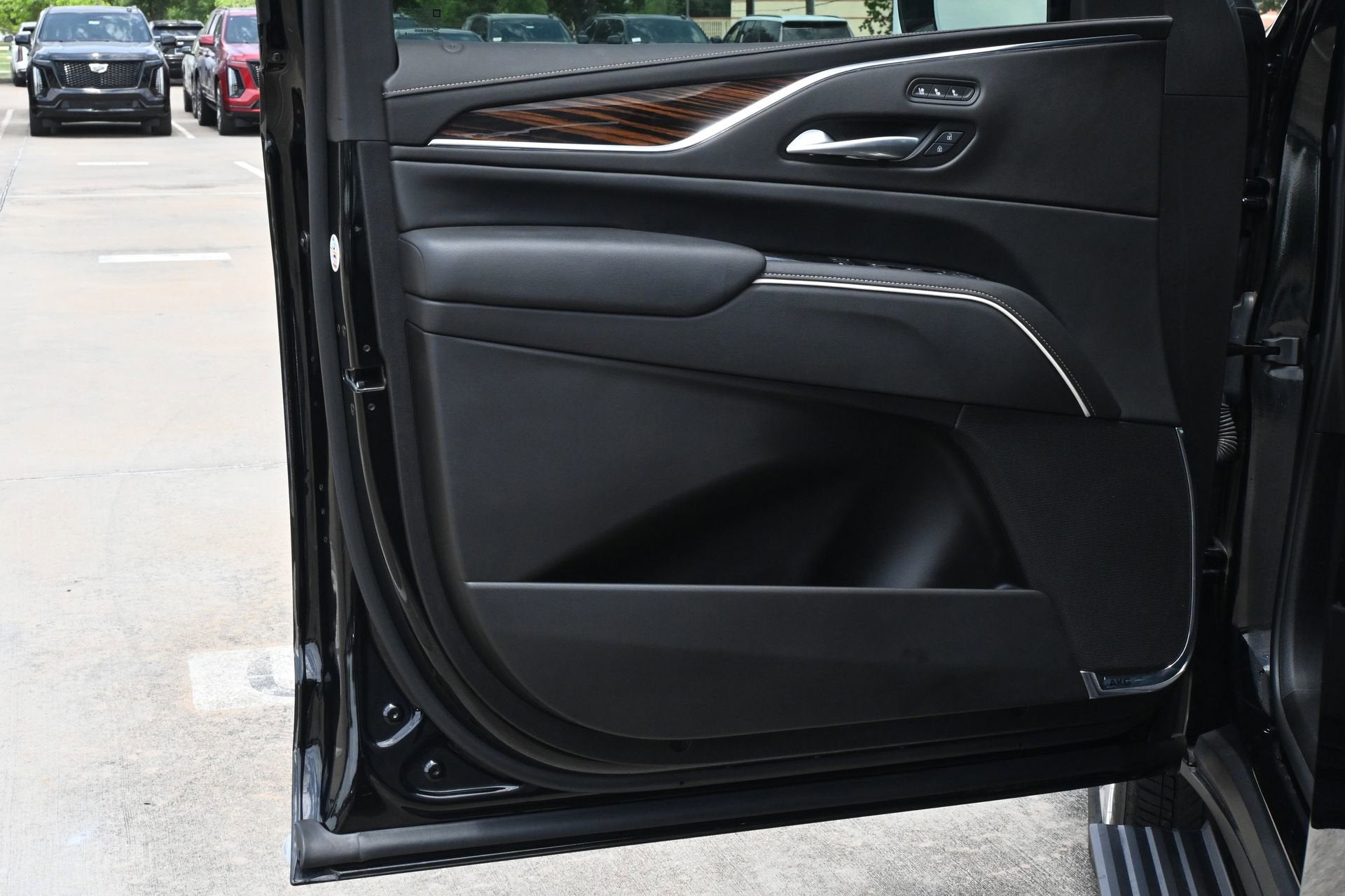 2024 Cadillac Escalade ESV Premium Luxury