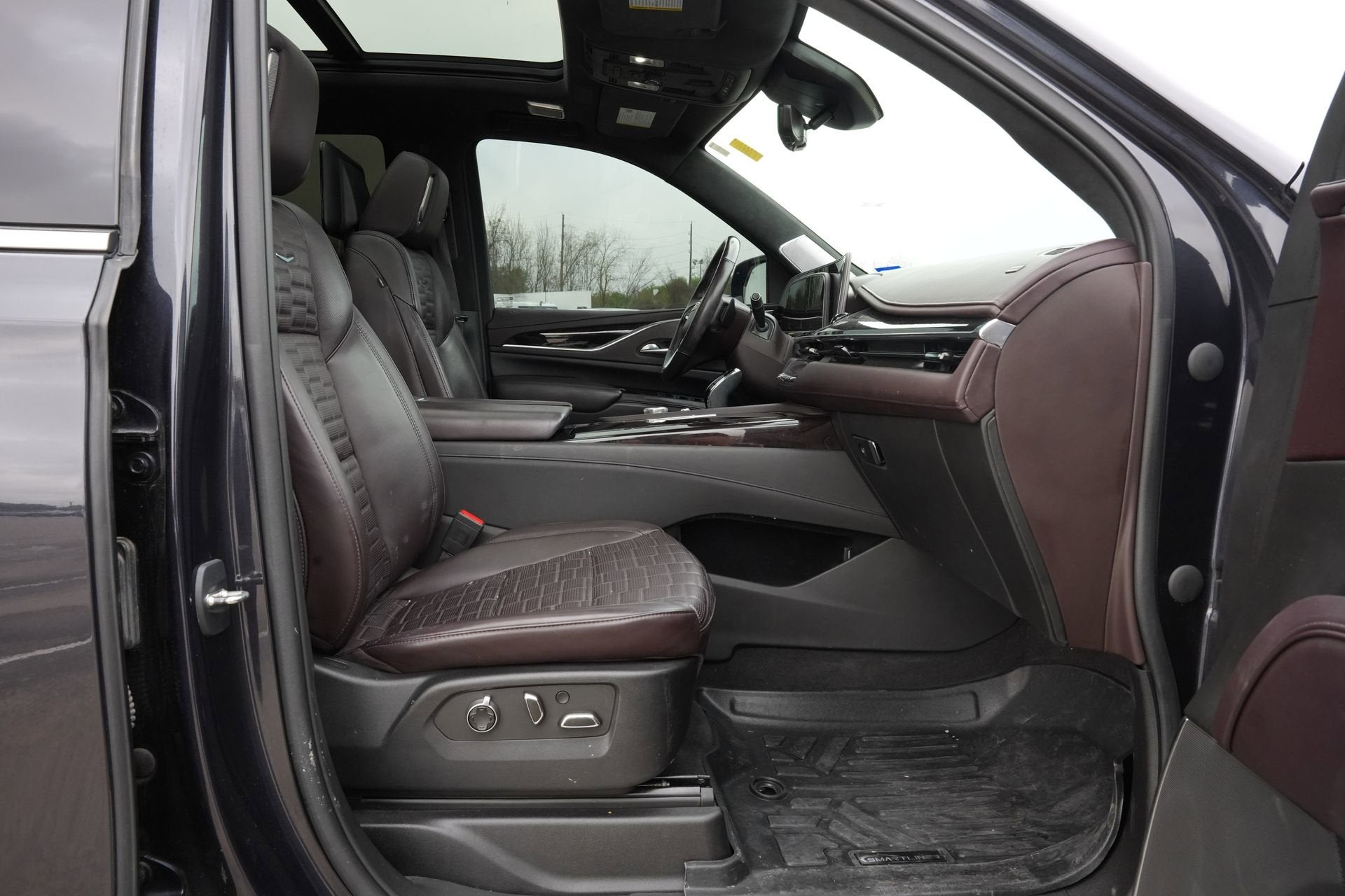 2023 Cadillac Escalade Premium Luxury Platinum