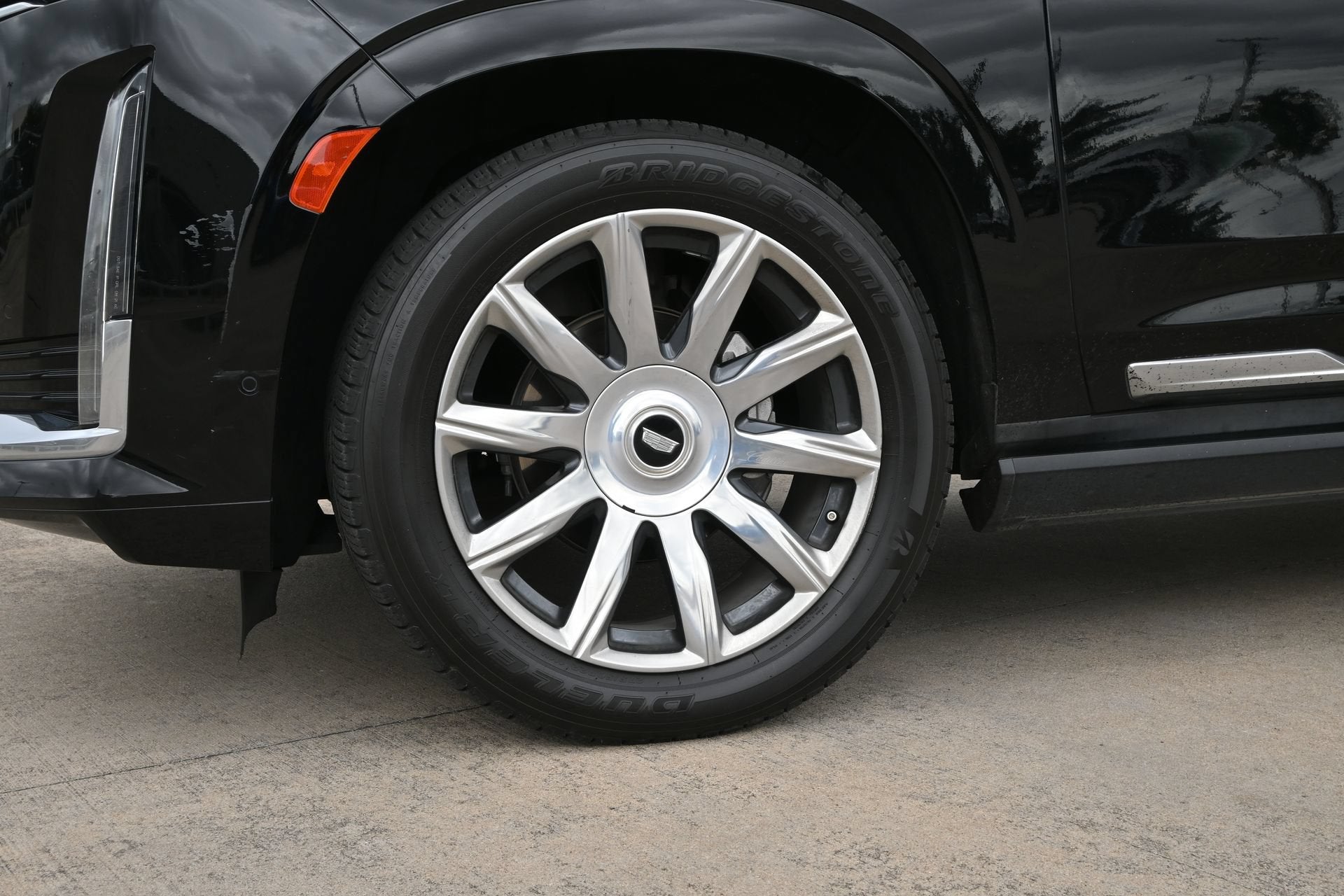 2023 Cadillac Escalade 4WD Premium Luxury Platinum