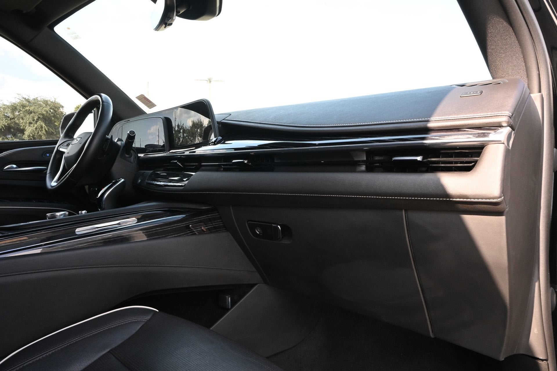 2023 Cadillac Escalade 4WD Sport