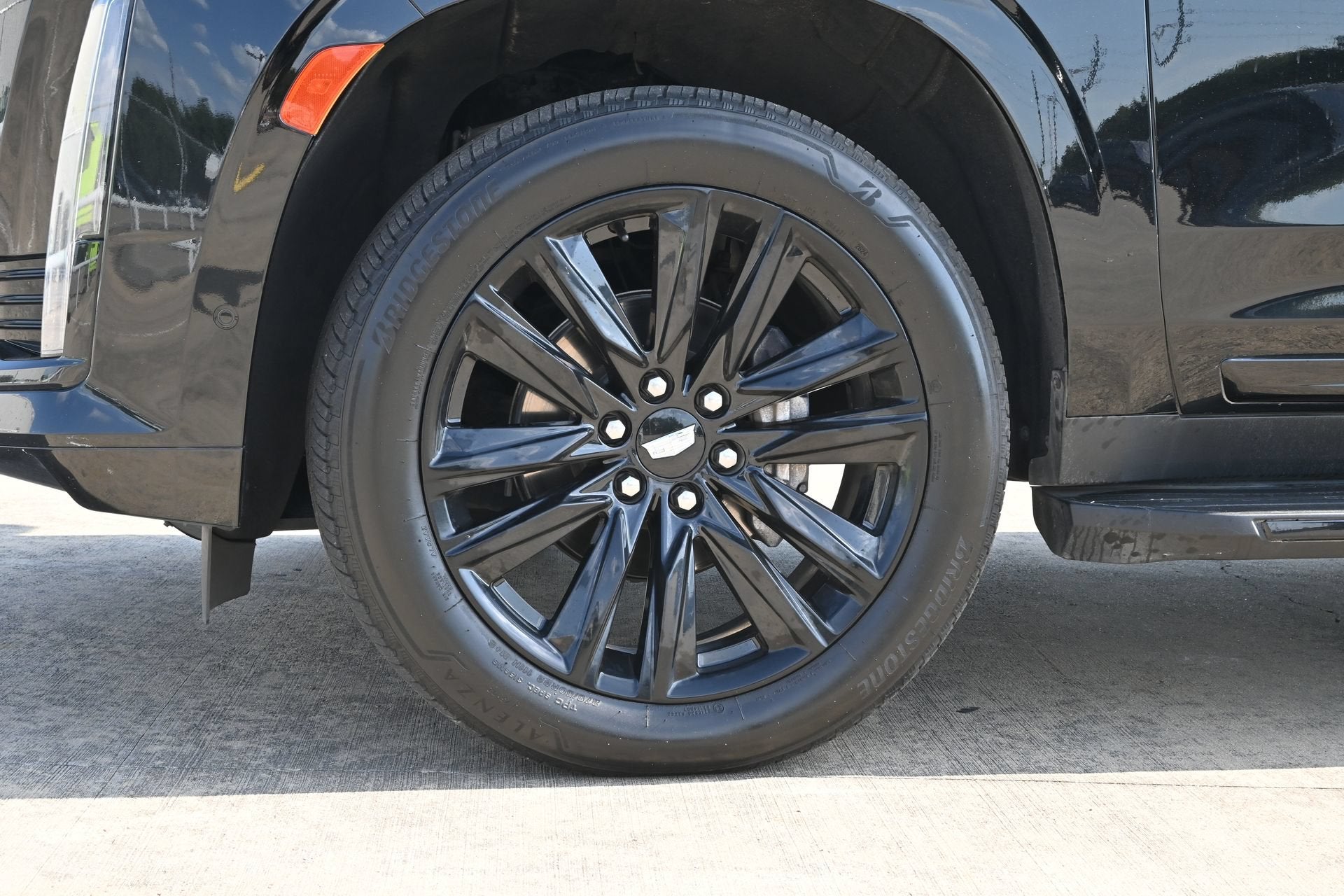 2023 Cadillac Escalade 4WD Sport