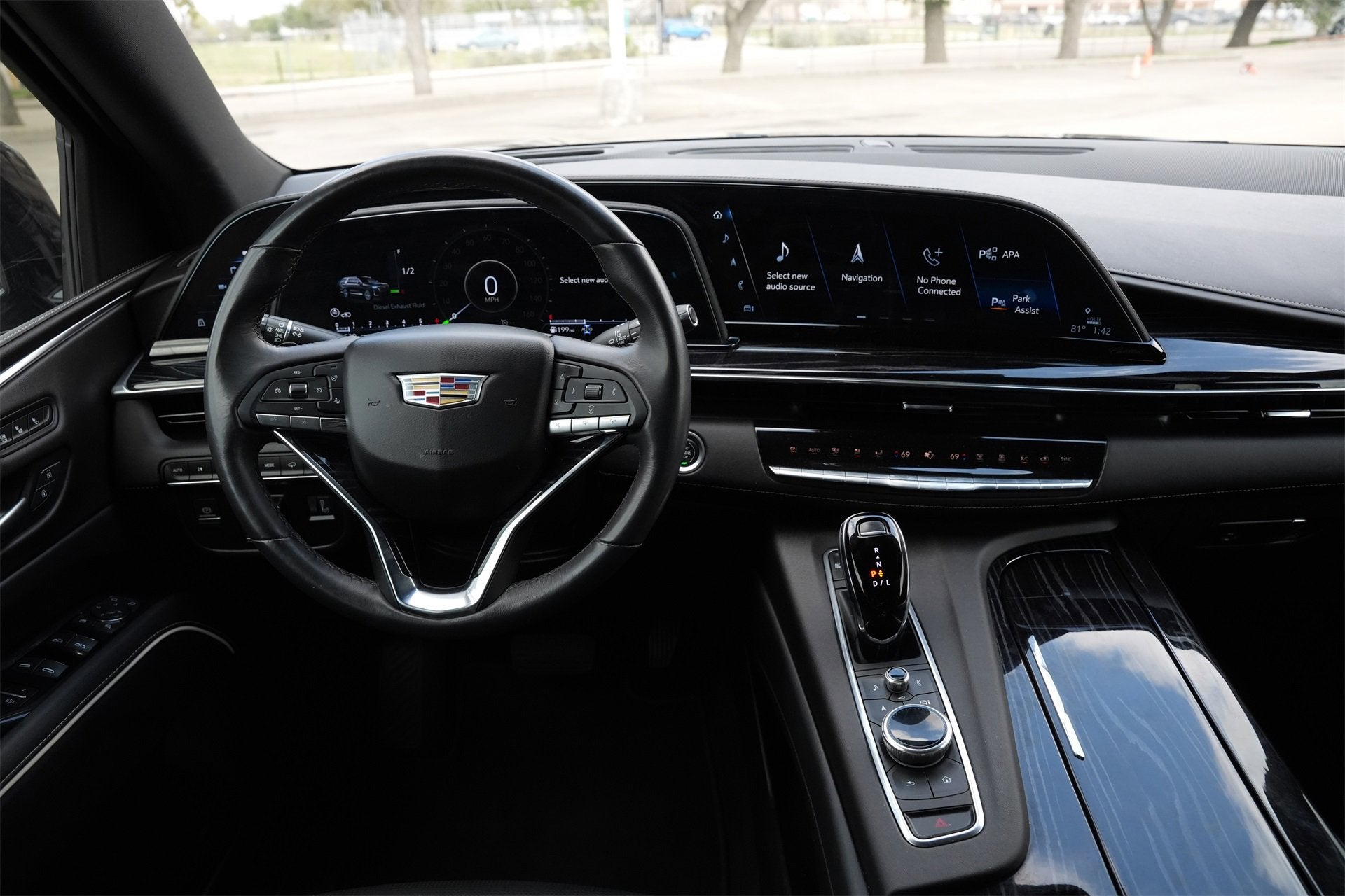 2023 Cadillac Escalade Sport