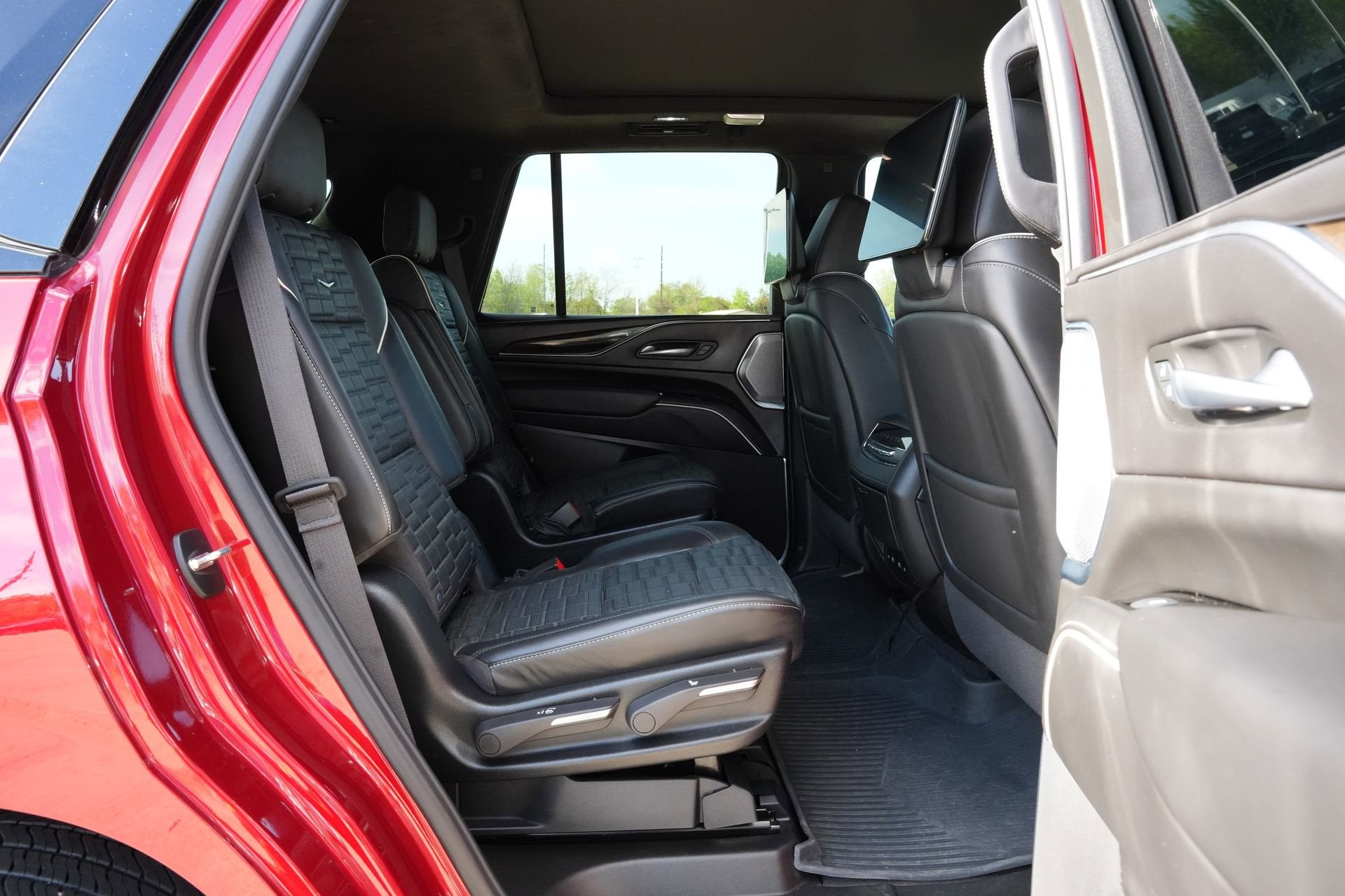 2024 Cadillac Escalade Sport Platinum