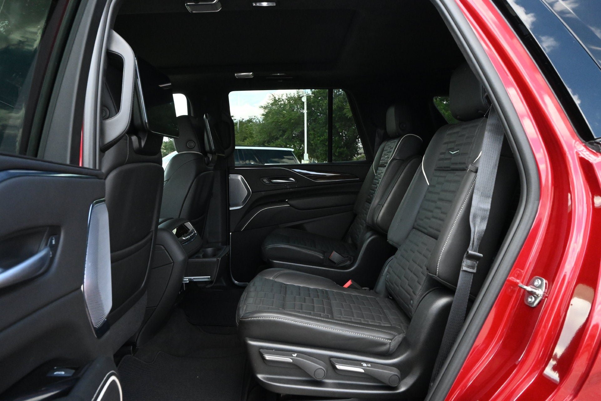 2024 Cadillac Escalade Sport Platinum