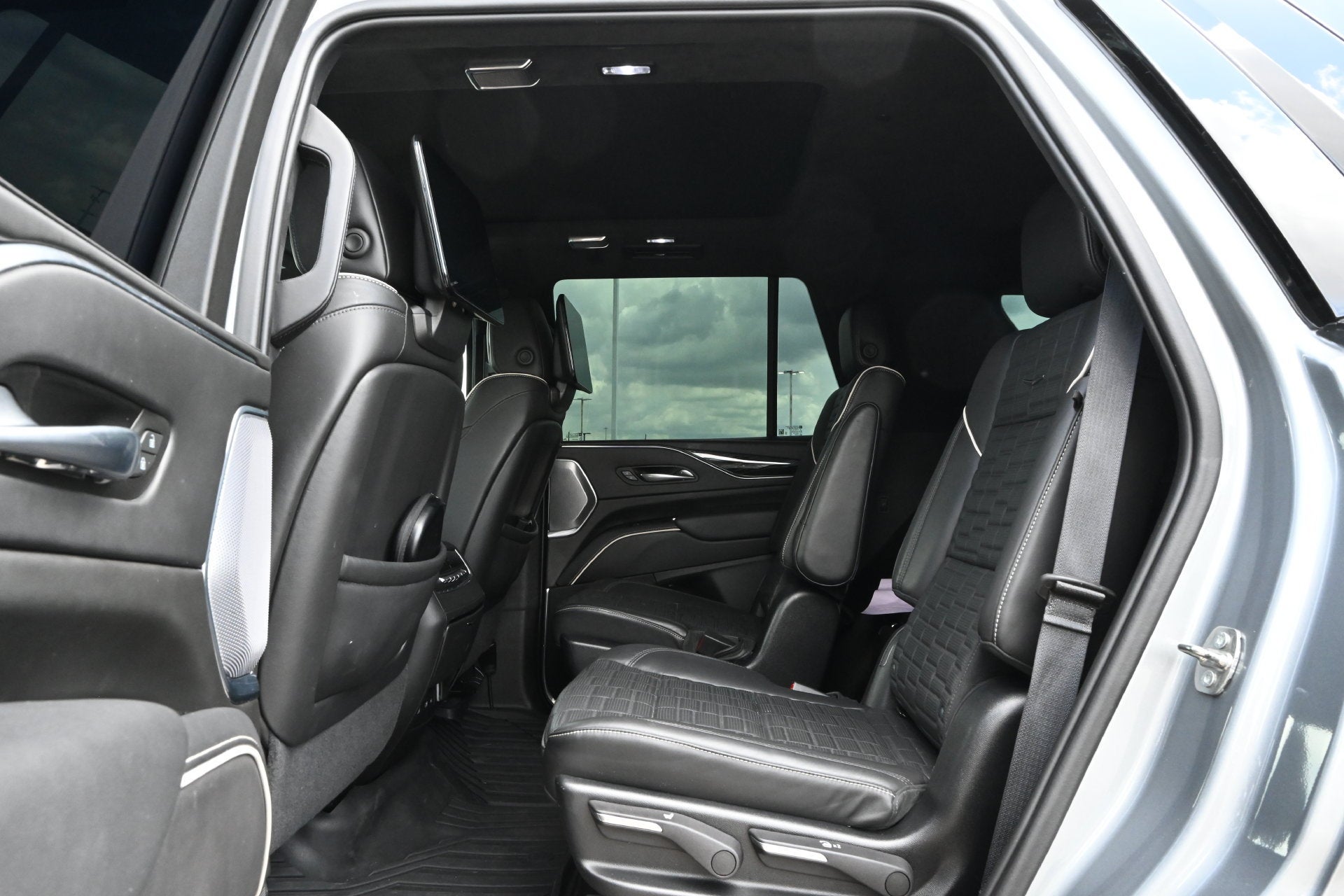 2023 Cadillac Escalade AWD V-Series
