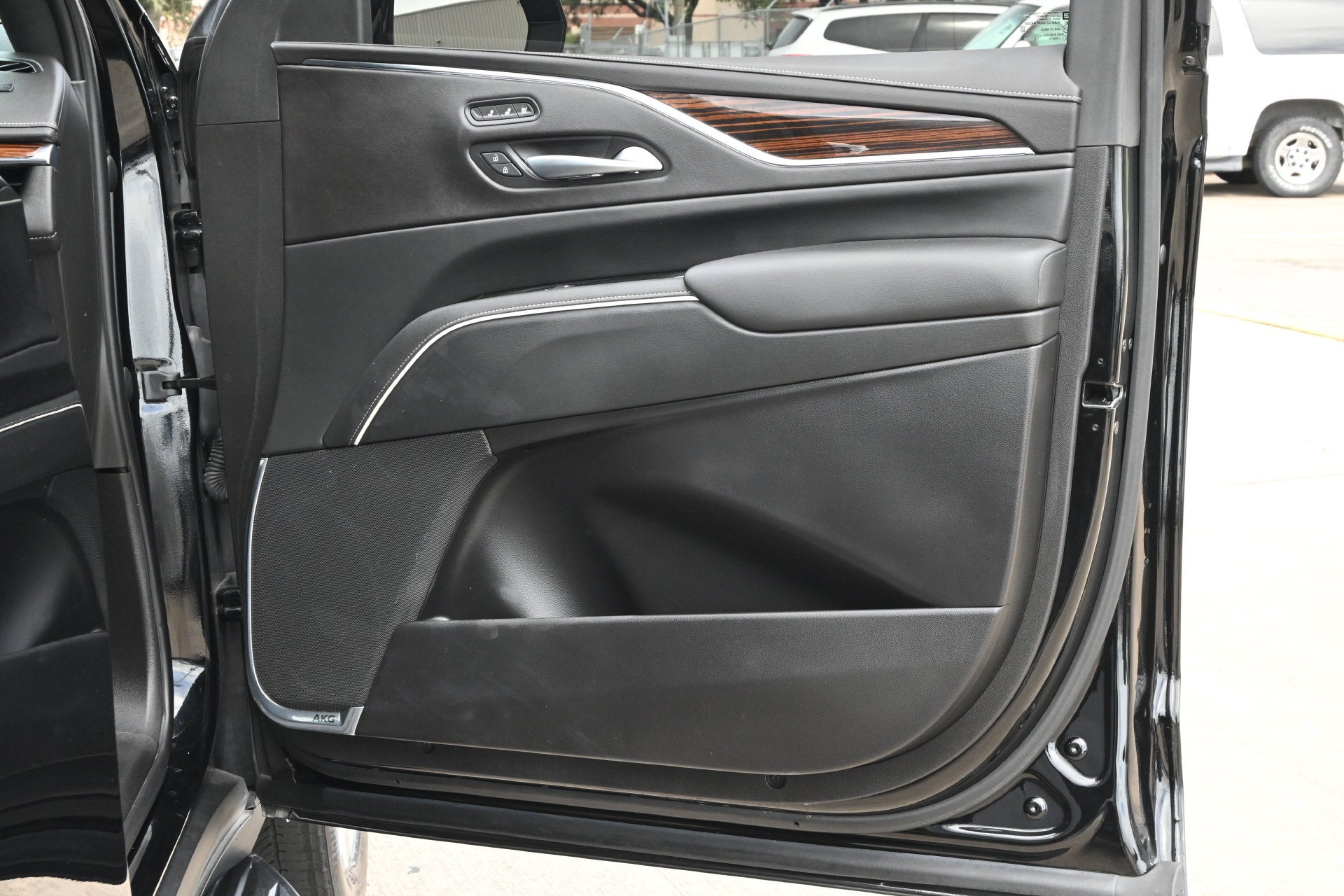 2023 Cadillac Escalade ESV 4WD Premium Luxury