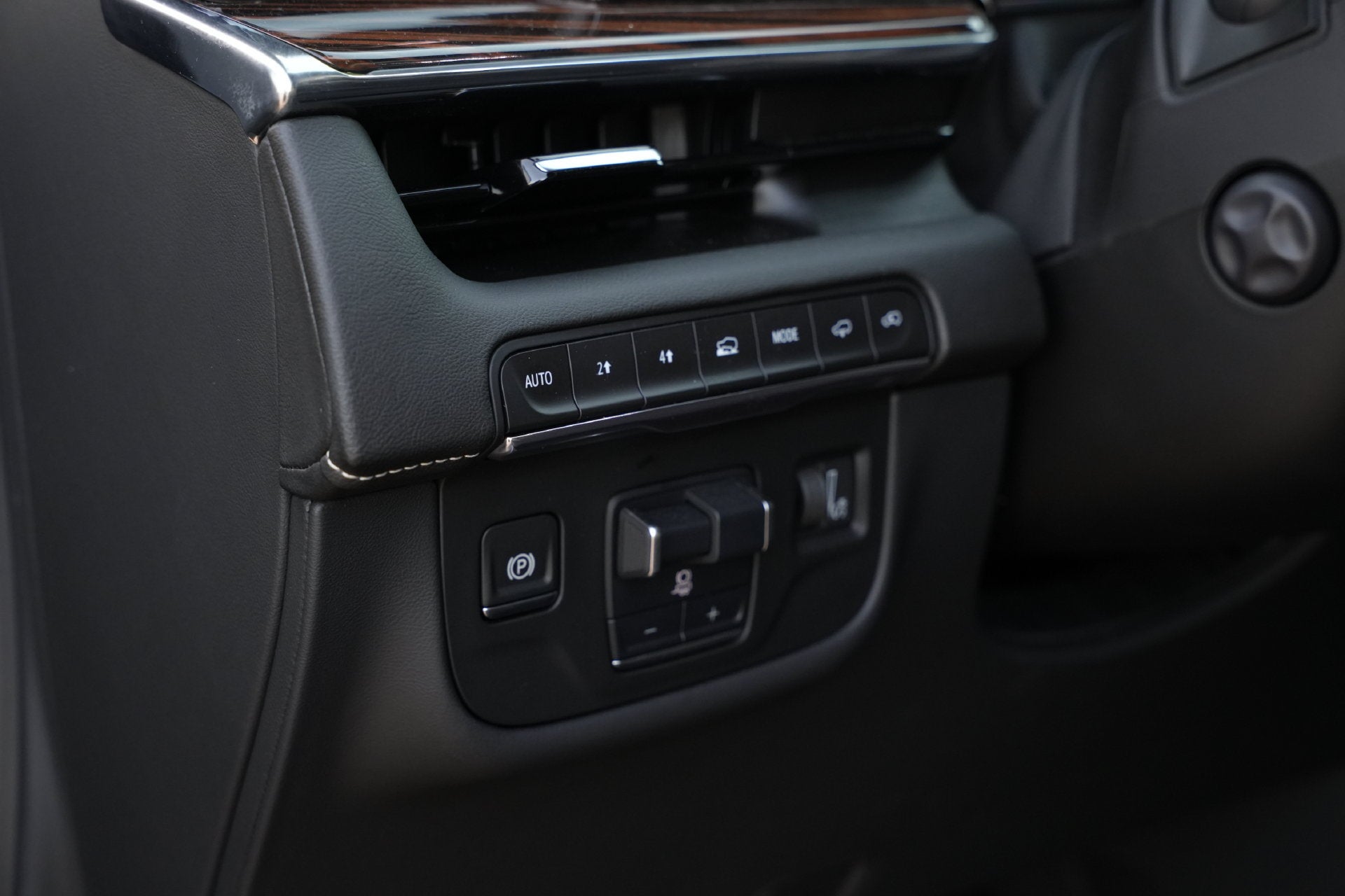 2024 Cadillac Escalade ESV Premium Luxury