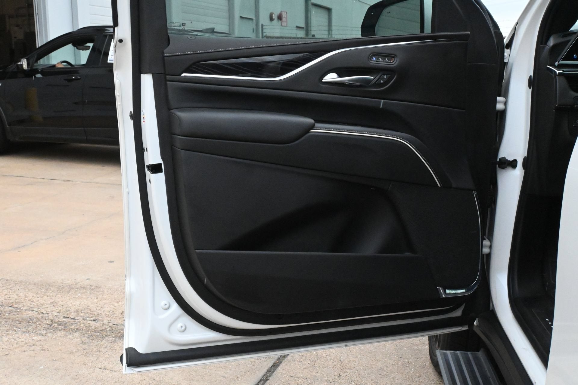 2023 Cadillac Escalade ESV Sport