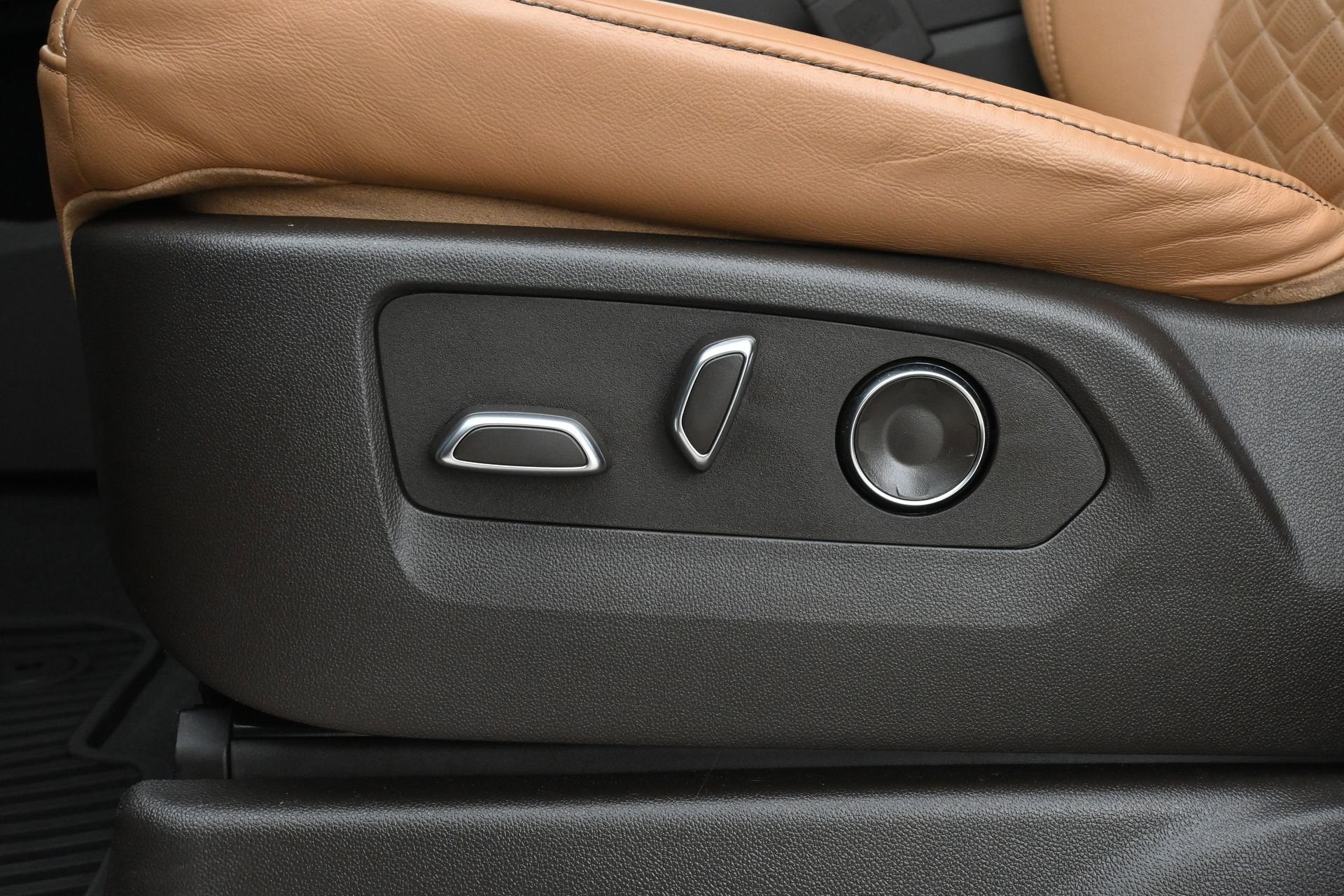 2024 Cadillac Escalade ESV Sport