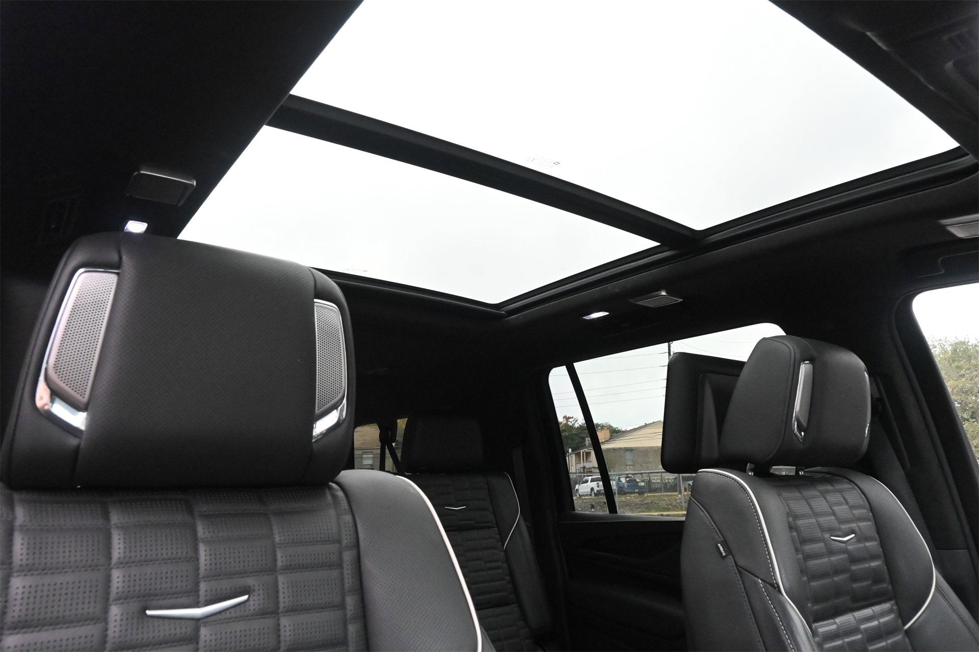 2023 Cadillac Escalade ESV Sport Platinum