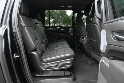 2023 Cadillac Escalade ESV Sport Platinum