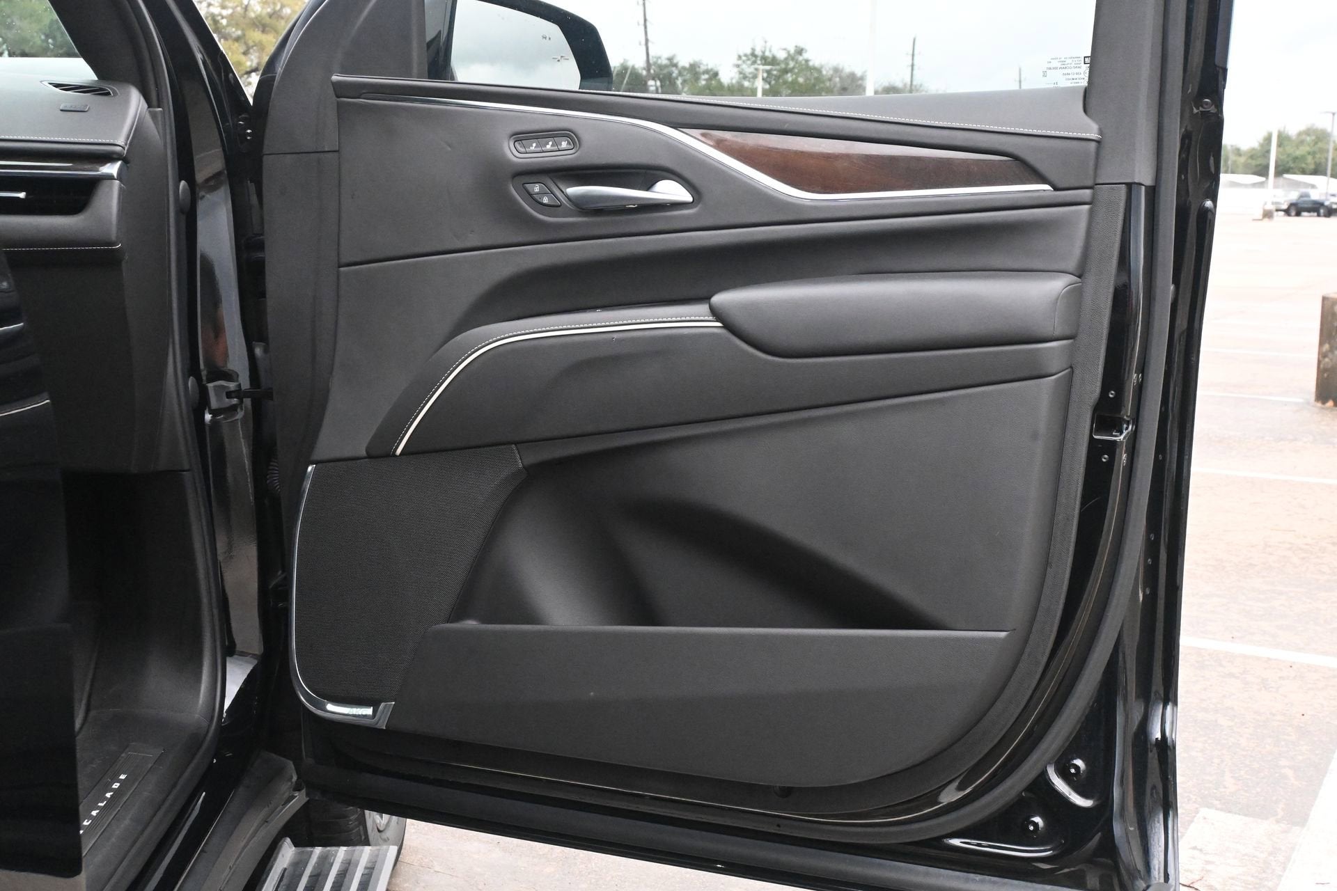 2023 Cadillac Escalade ESV Sport Platinum