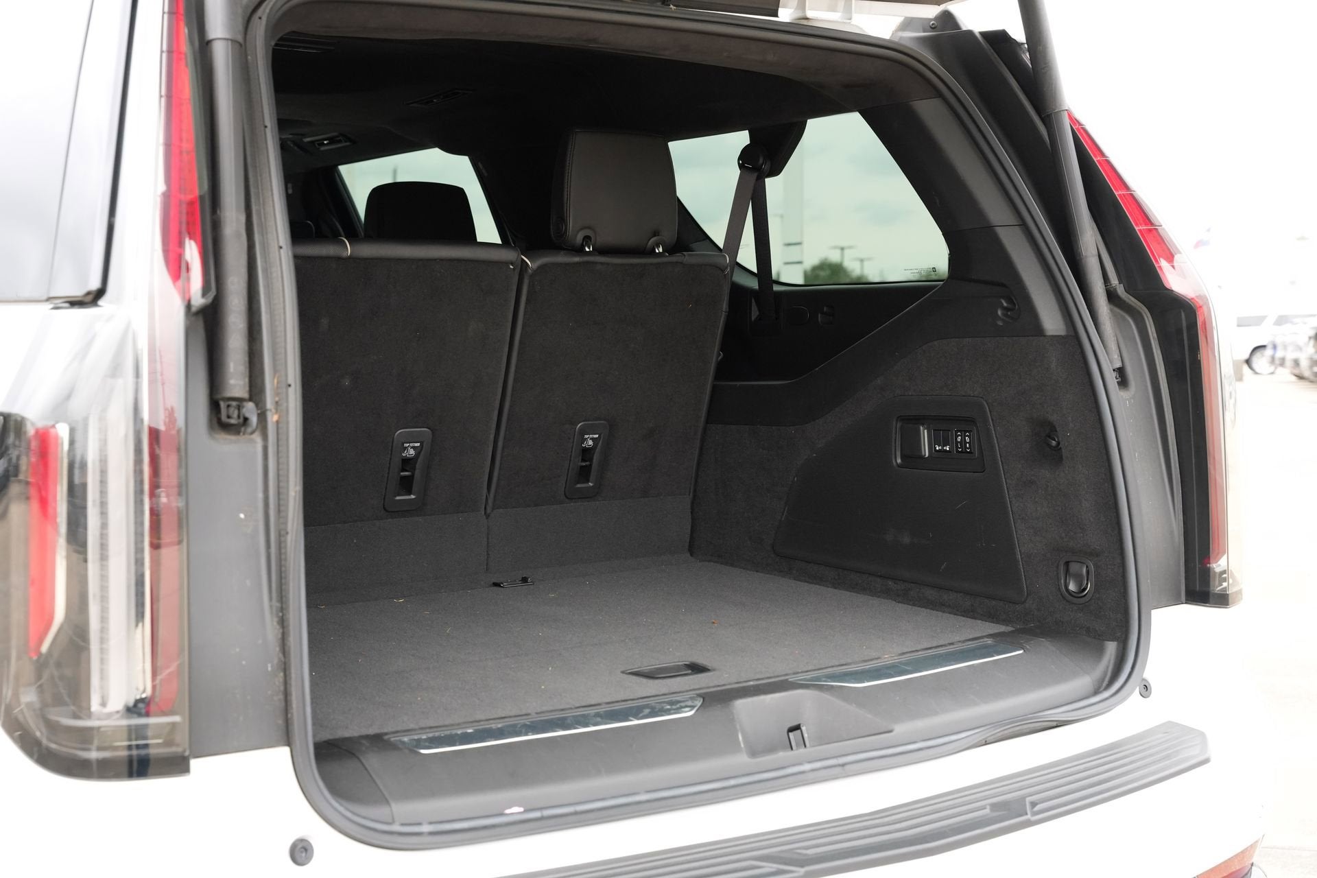 2024 Cadillac Escalade ESV Sport Platinum