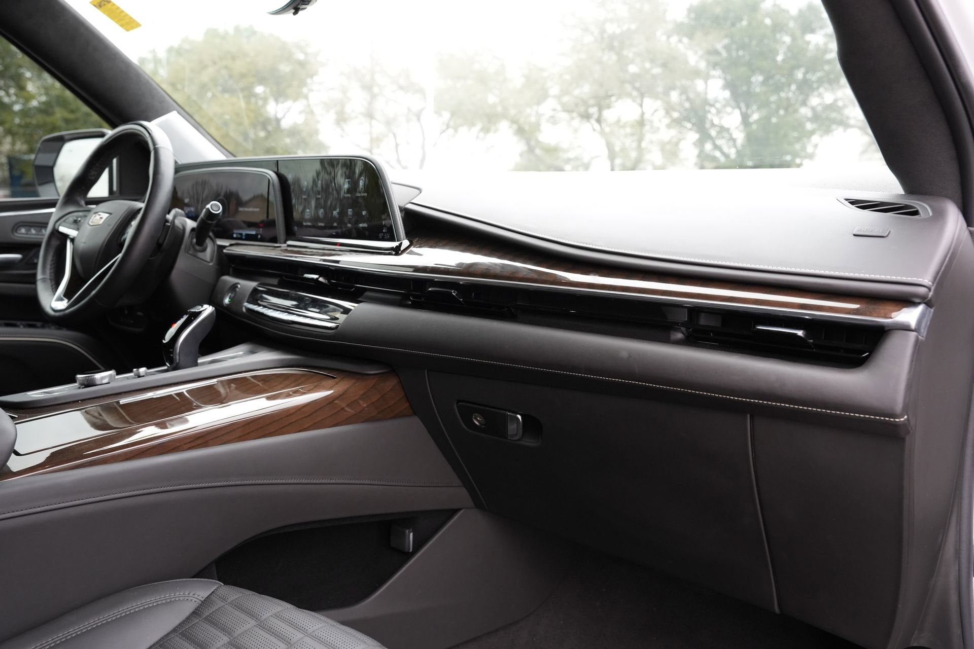 2024 Cadillac Escalade ESV Sport Platinum