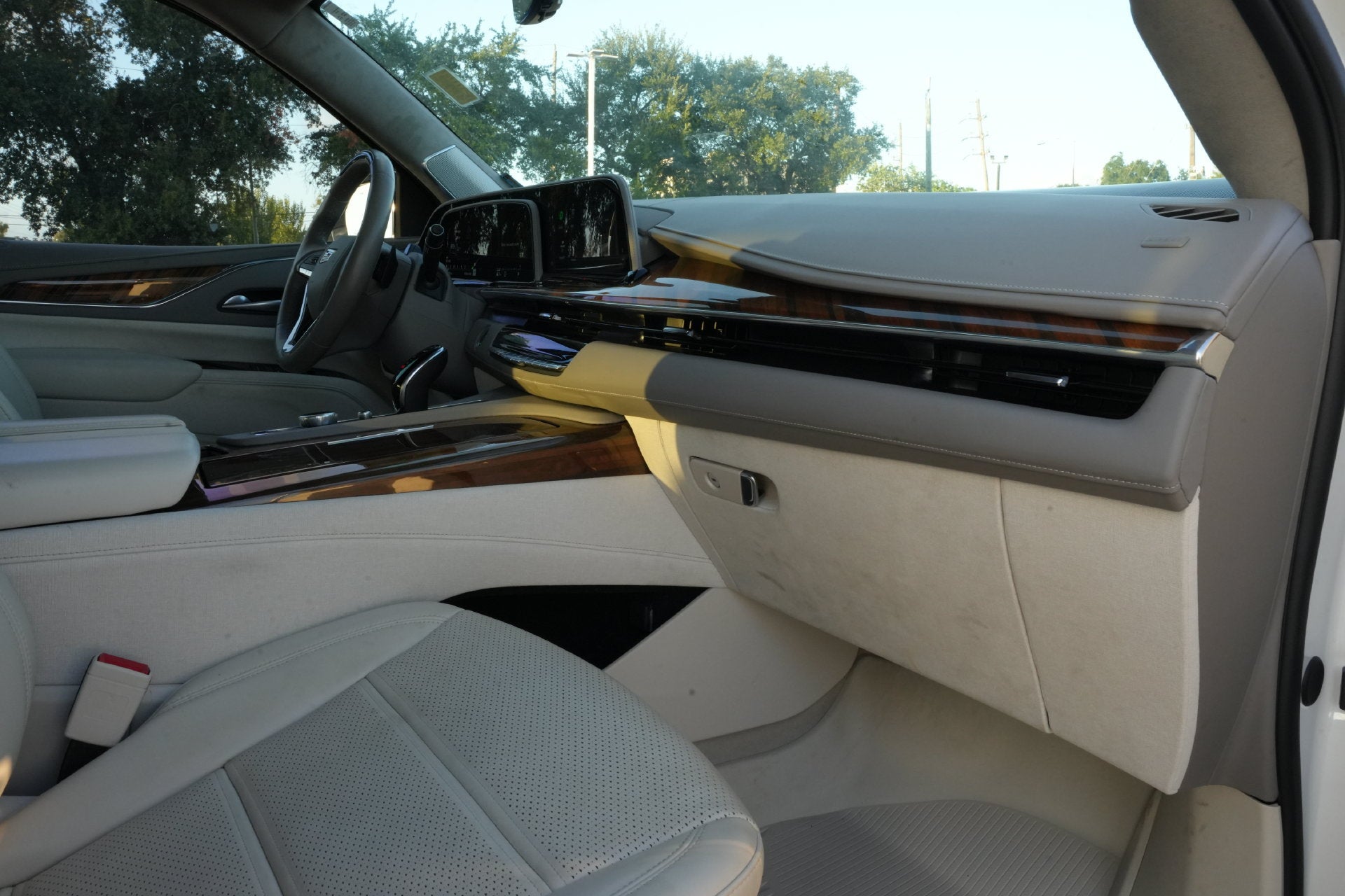 2024 Cadillac Escalade ESV Sport Platinum