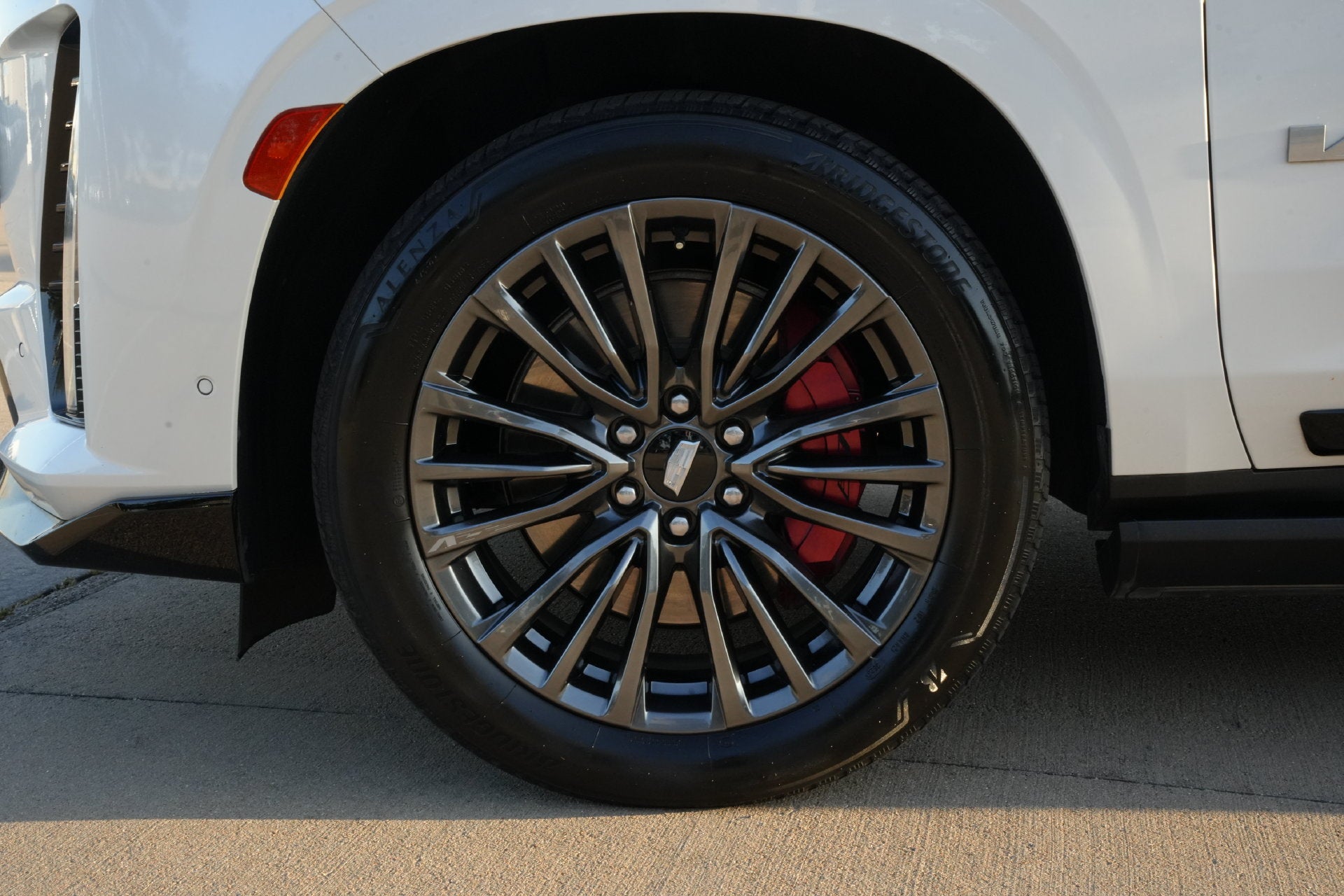 2023 Cadillac Escalade ESV AWD V-Series