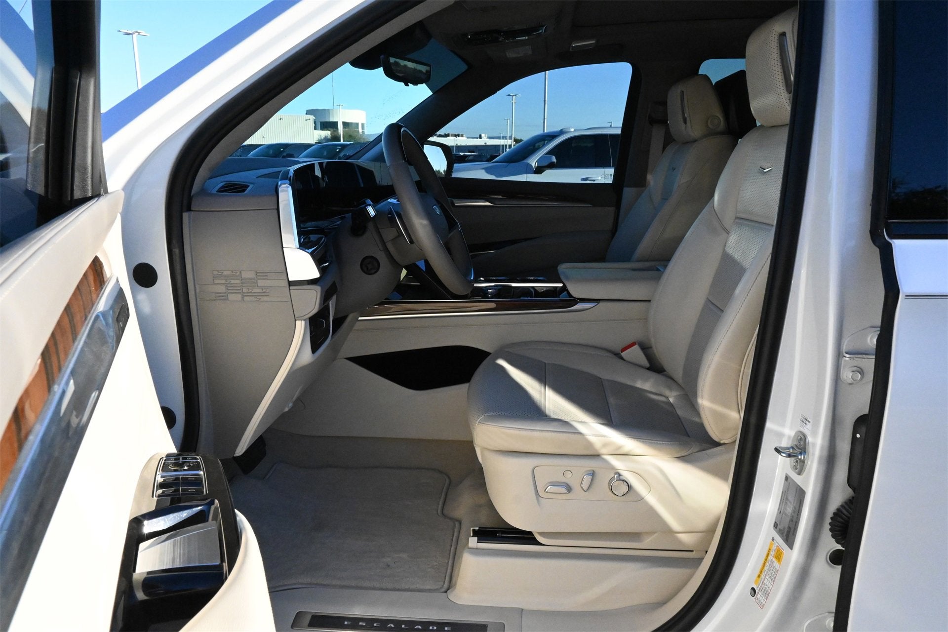 2025 Cadillac Escalade Sport Platinum