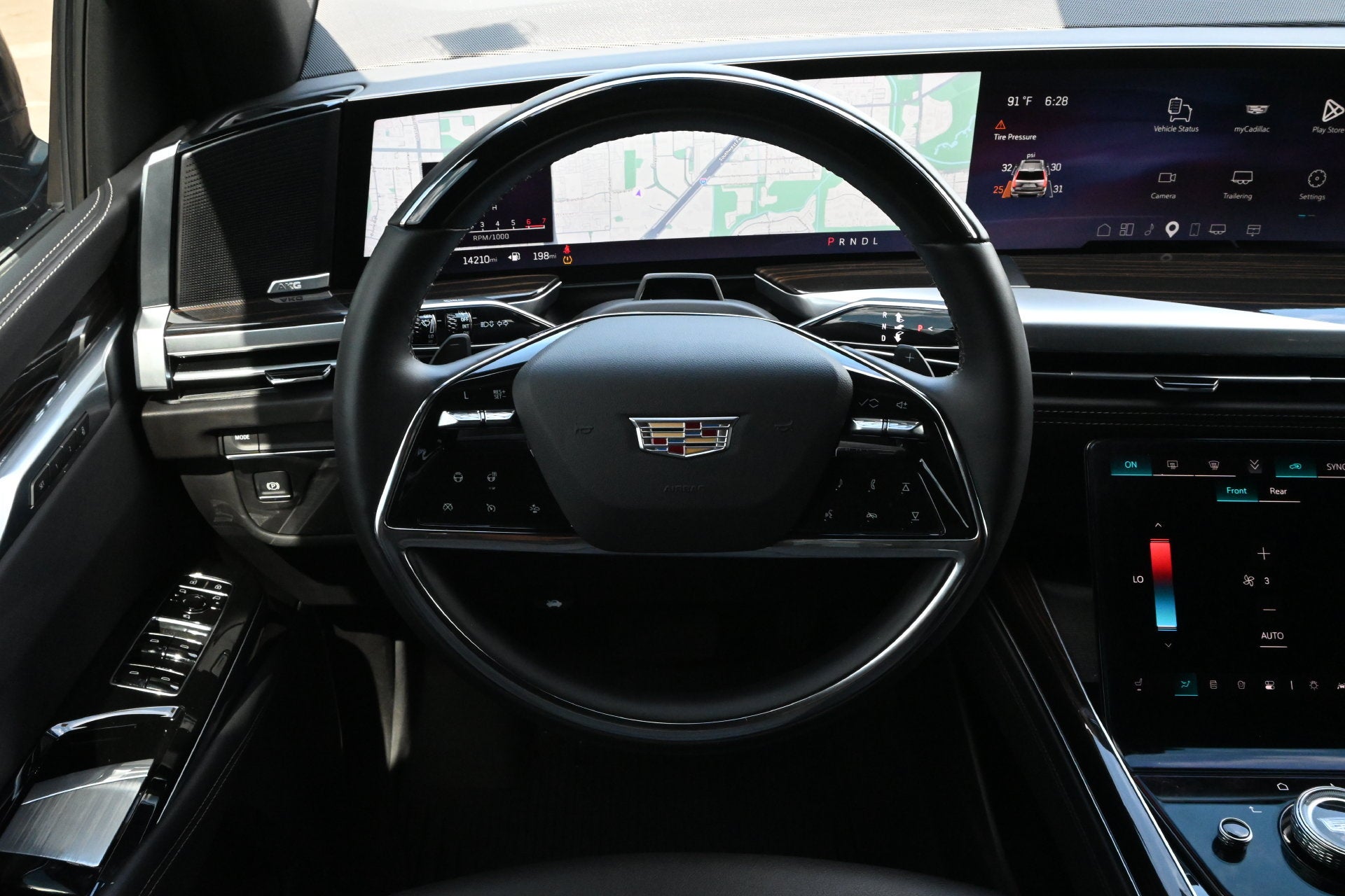 2026 Cadillac Escalade ESV 1SA