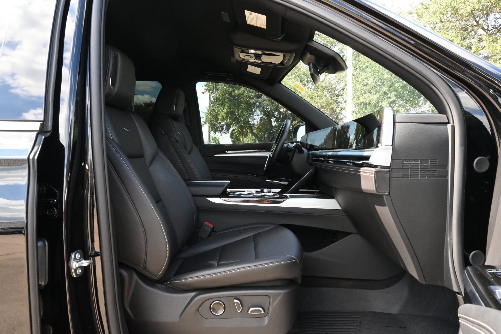 2026 Cadillac Escalade ESV 1SA