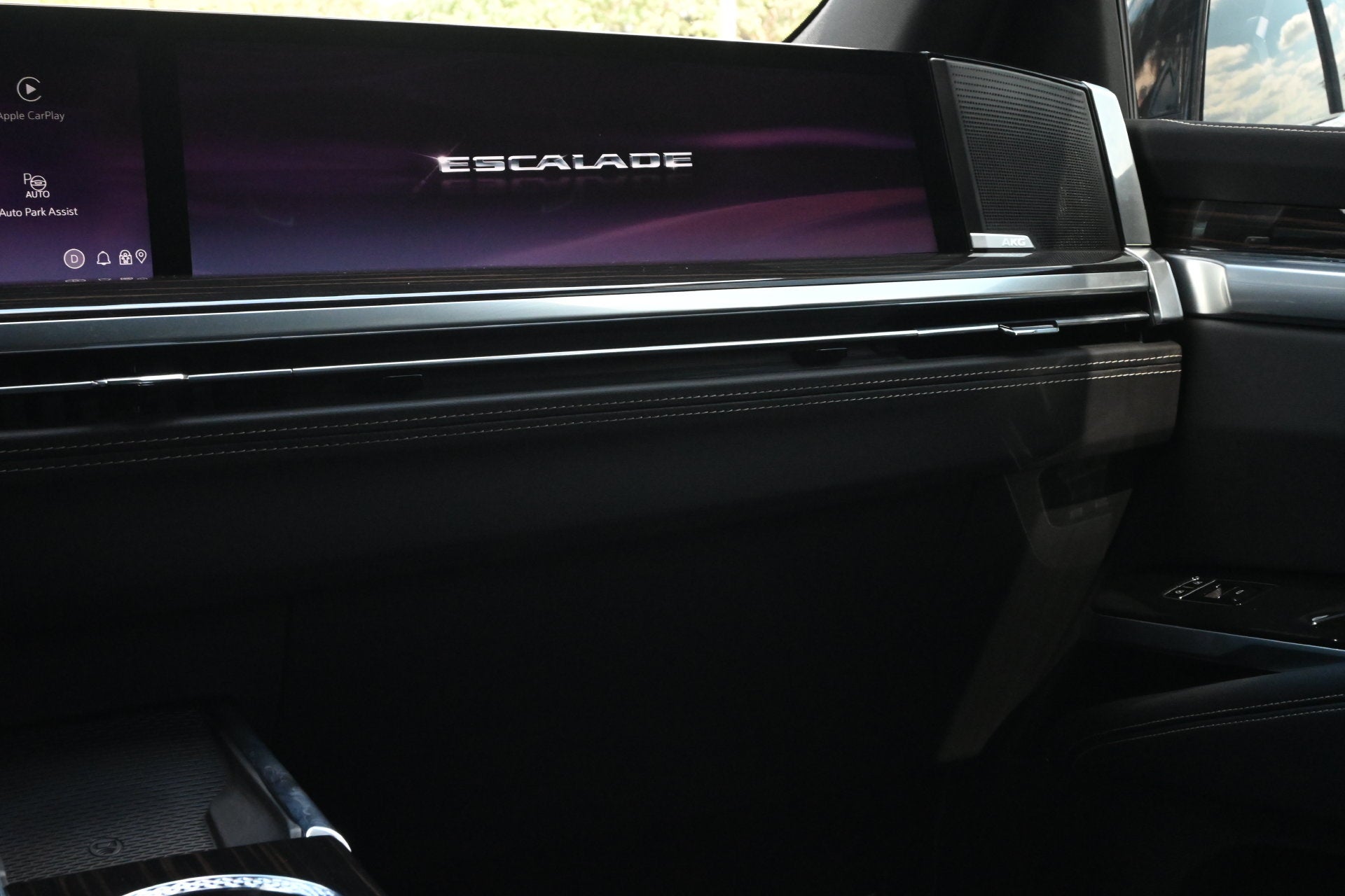 2026 Cadillac Escalade ESV 1SA