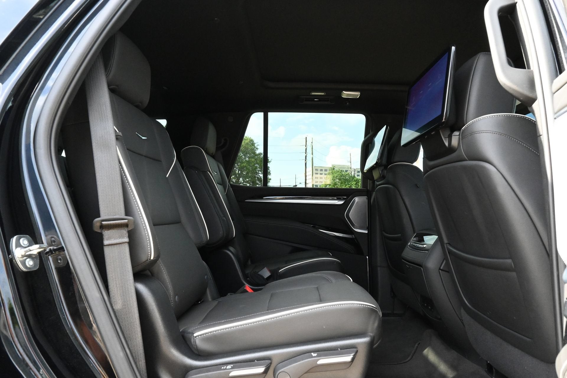 2025 Cadillac Escalade Premium Luxury
