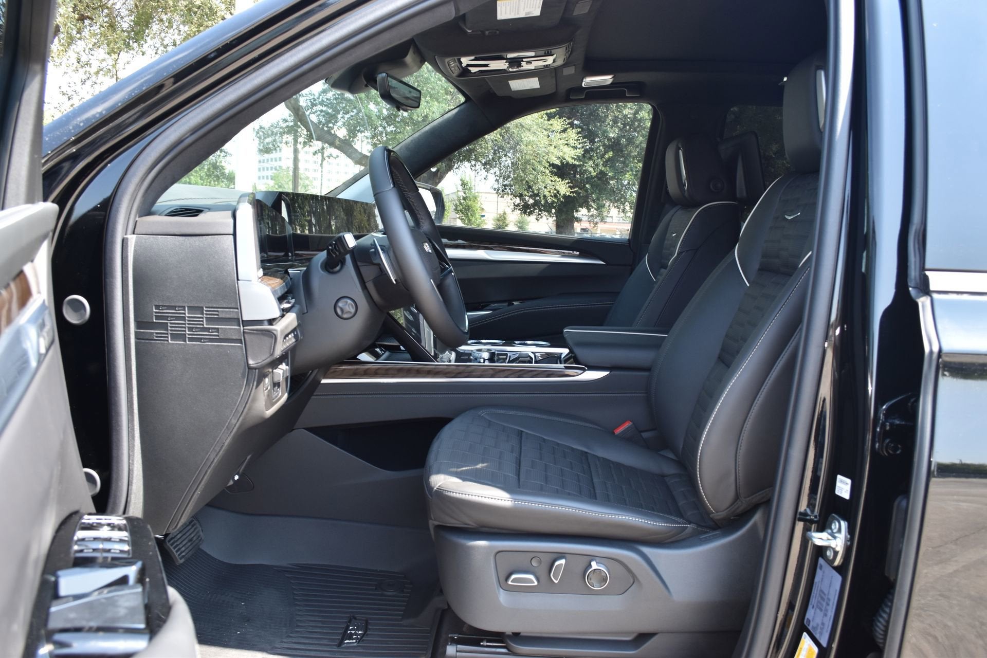 2025 Cadillac Escalade Premium Luxury Platinum