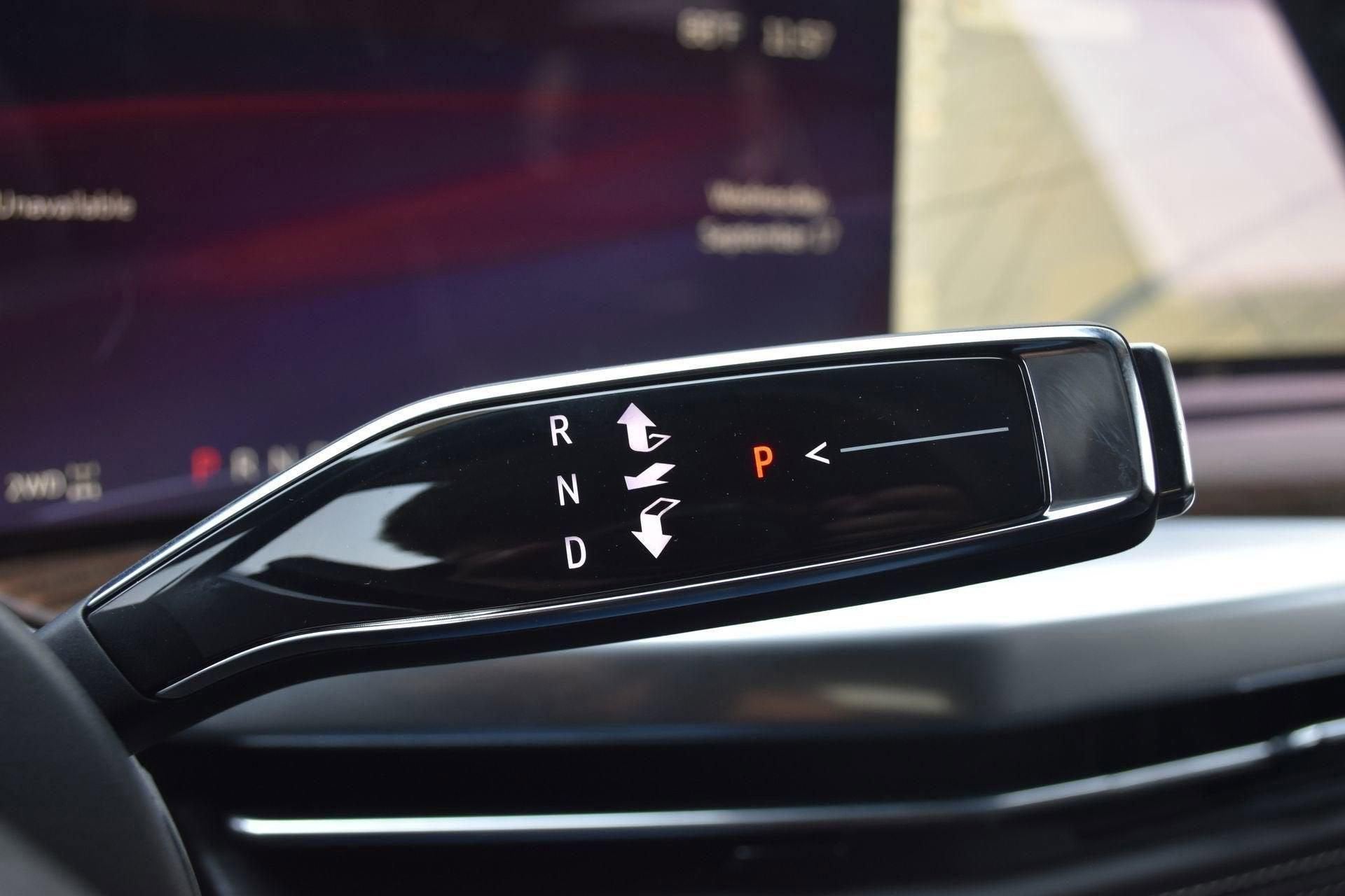 2025 Cadillac Escalade Premium Luxury Platinum