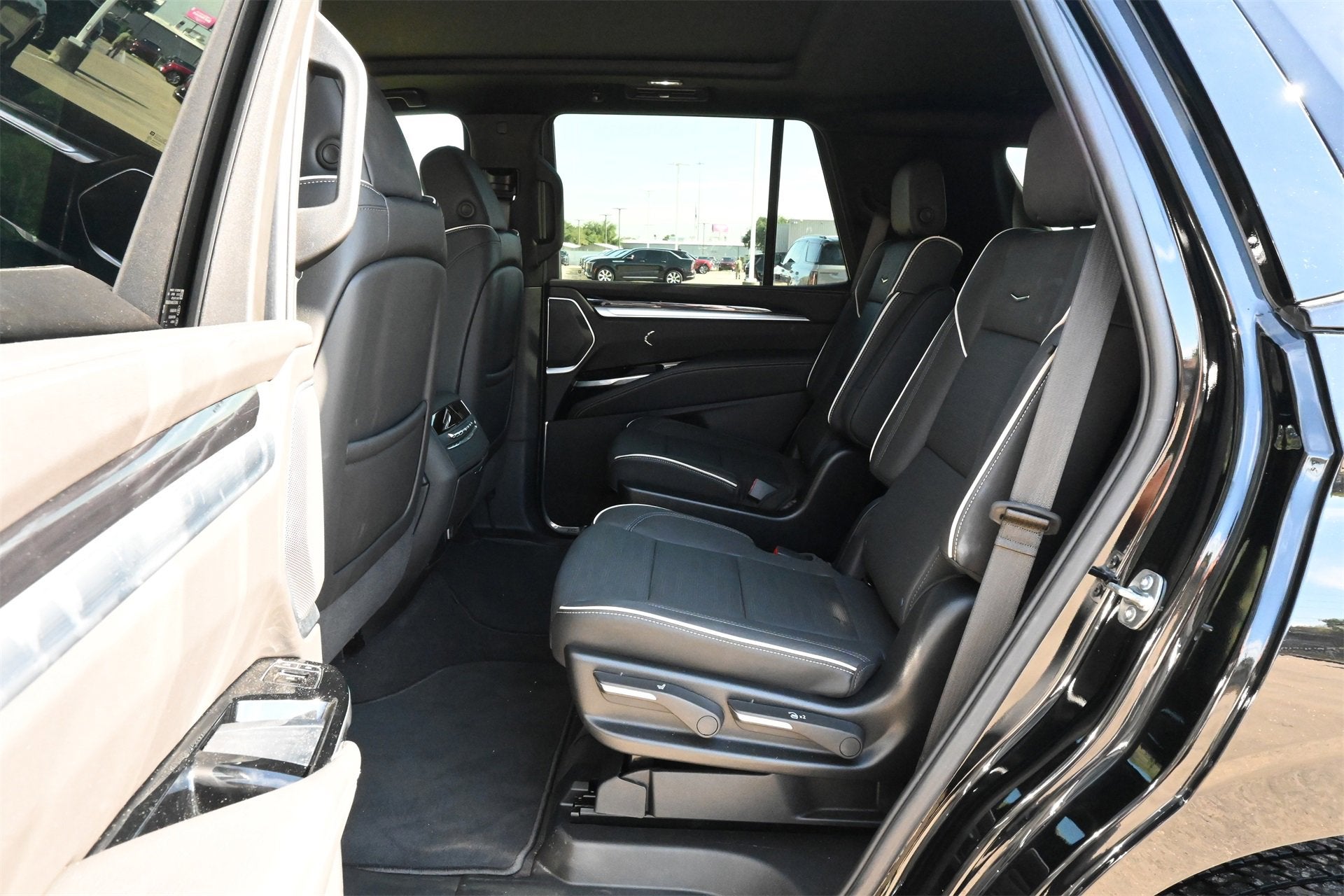 2025 Cadillac Escalade Sport