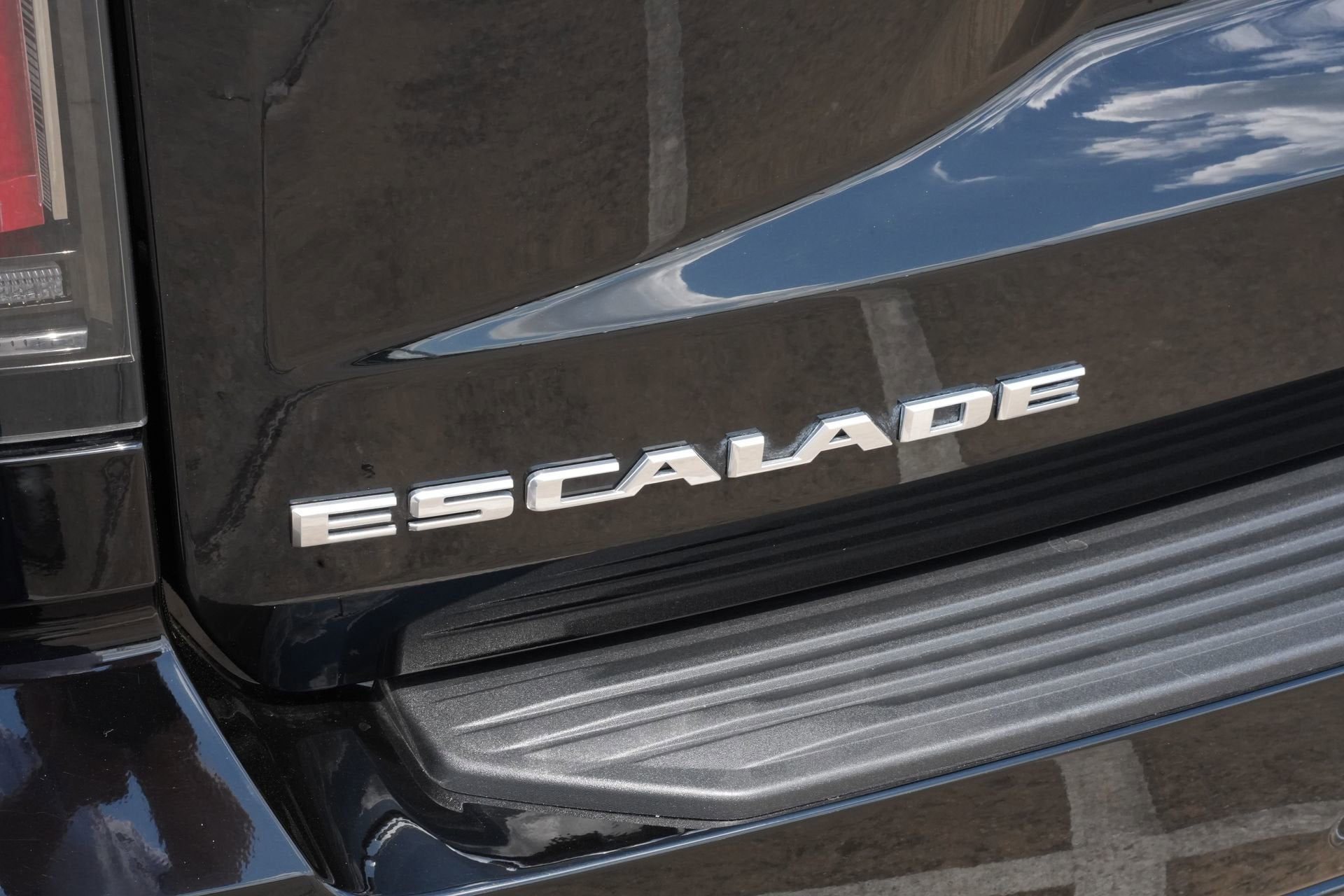 2025 Cadillac Escalade Sport