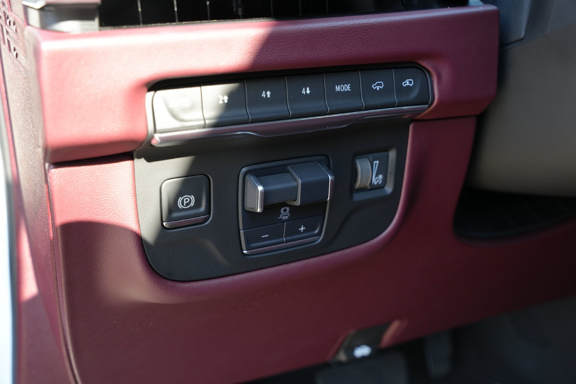 2025 Cadillac Escalade Sport